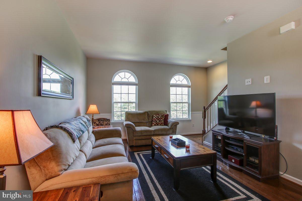 HEATHCOTE COMMONS - Residential Lease