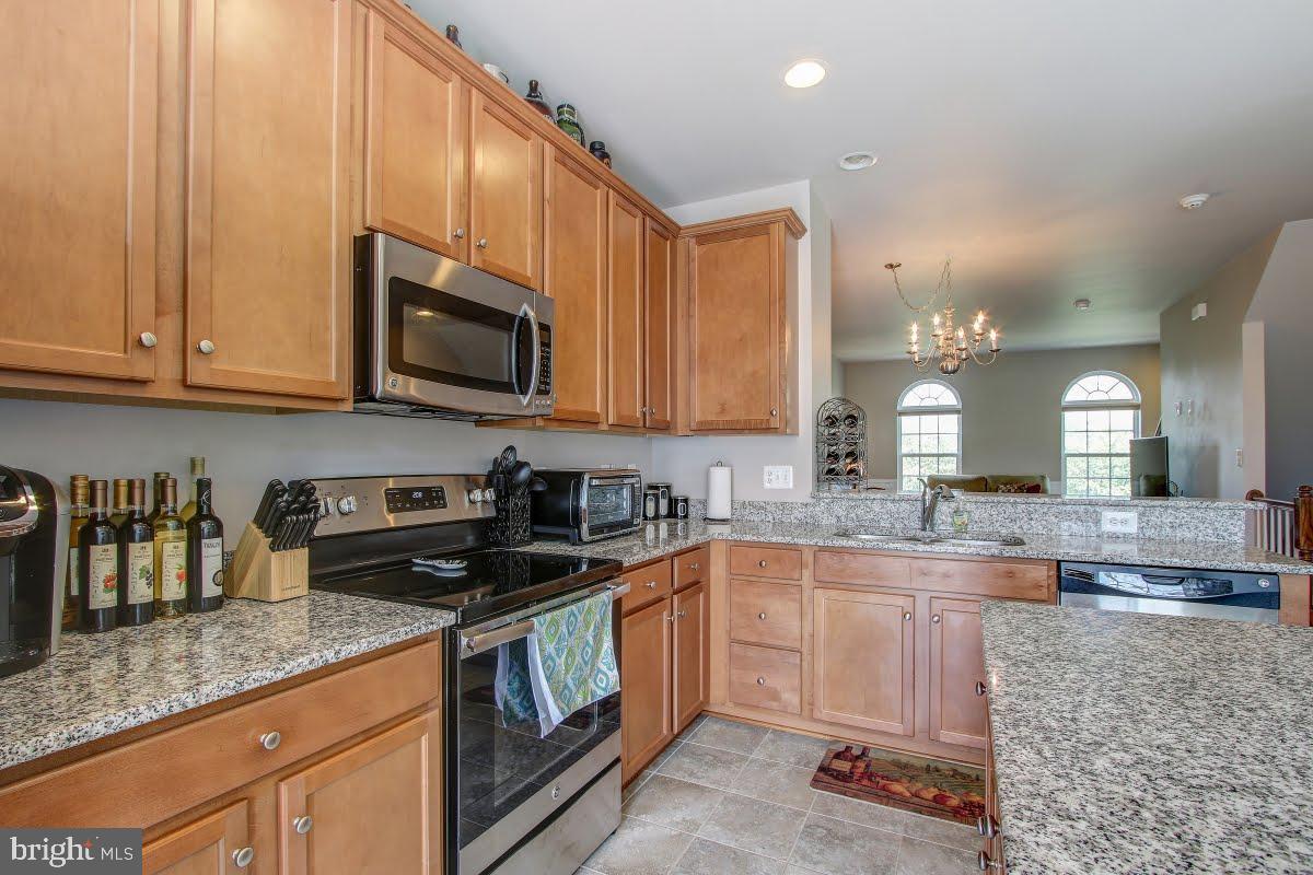 HEATHCOTE COMMONS - Residential Lease