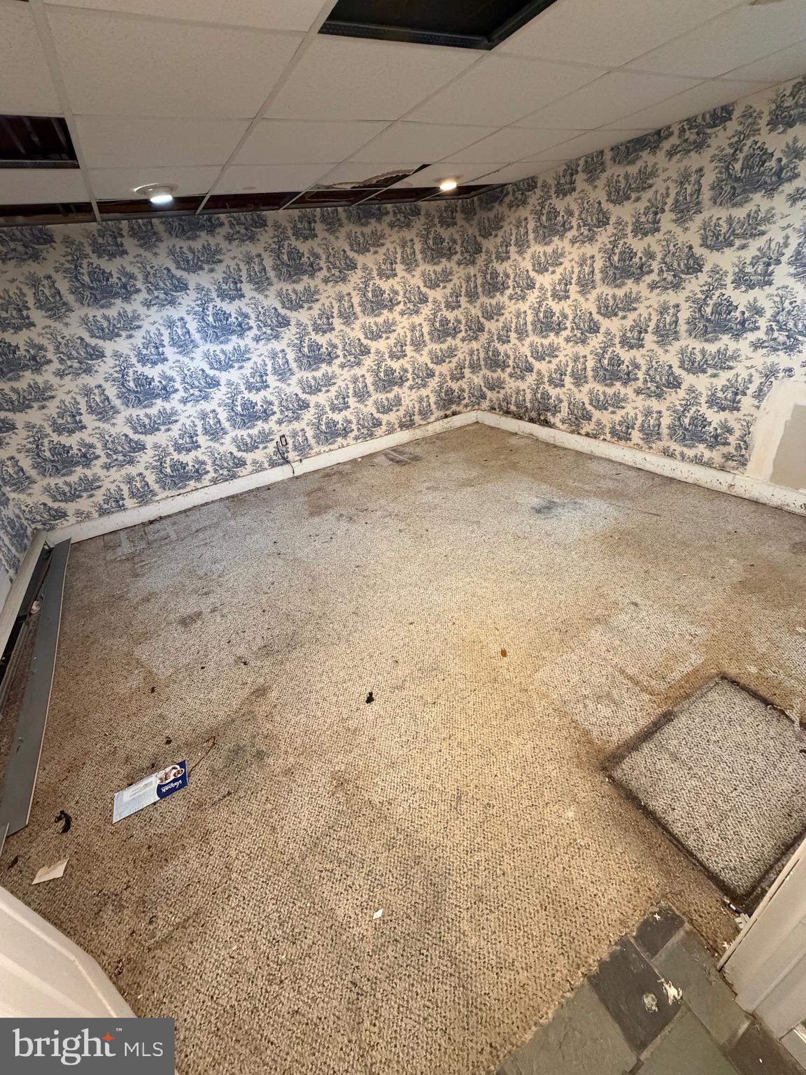 CLIFTON HEIGHTS - Residential