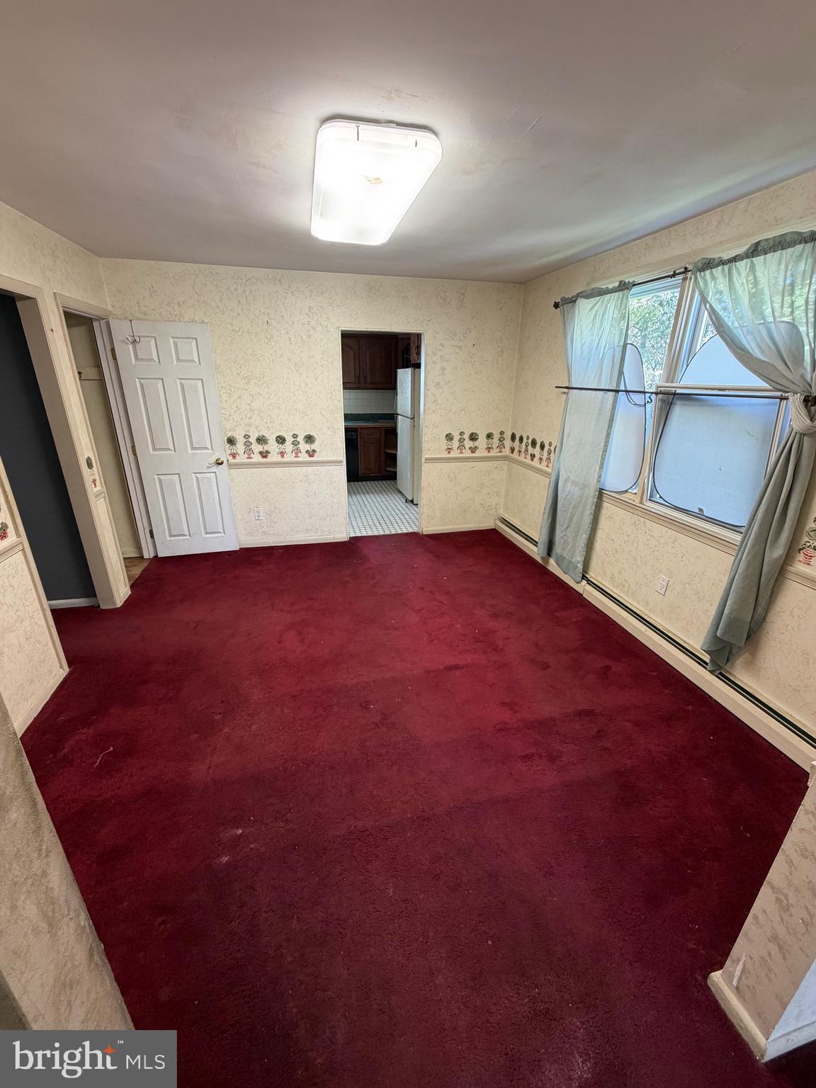 CLIFTON HEIGHTS - Residential