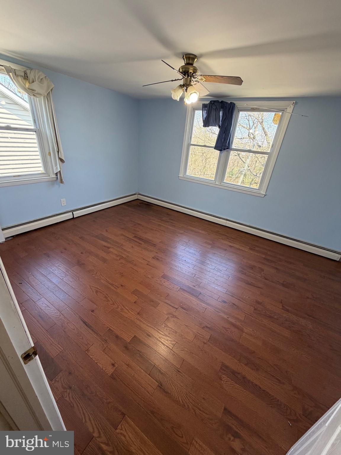 CLIFTON HEIGHTS - Residential