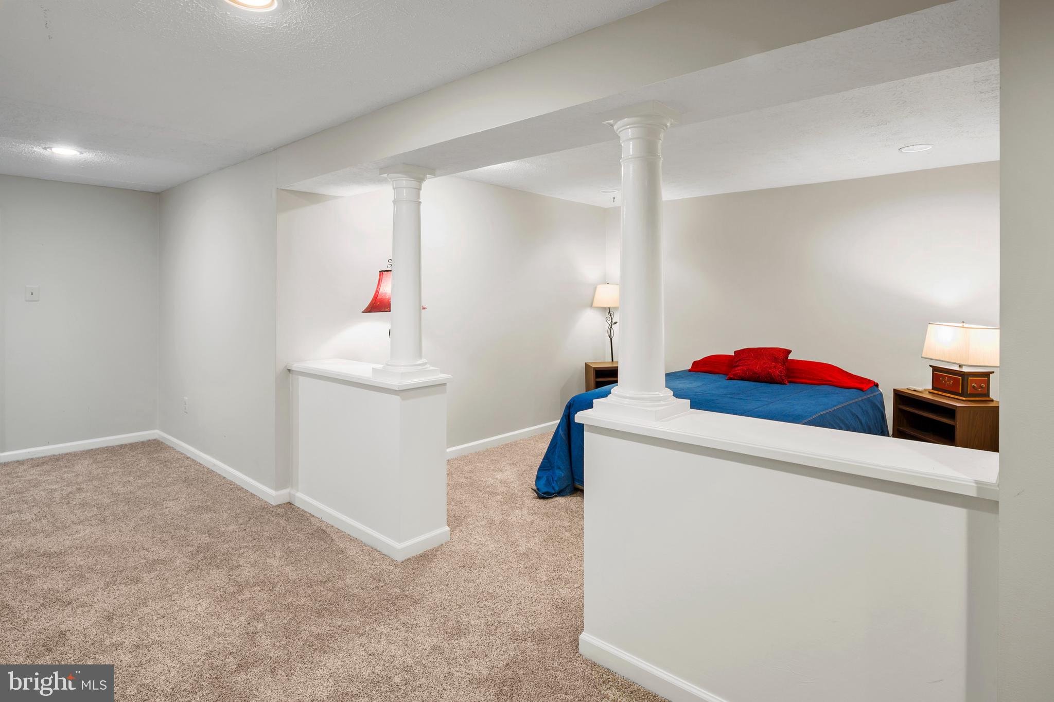 CHESTNUT FARMS - Residential