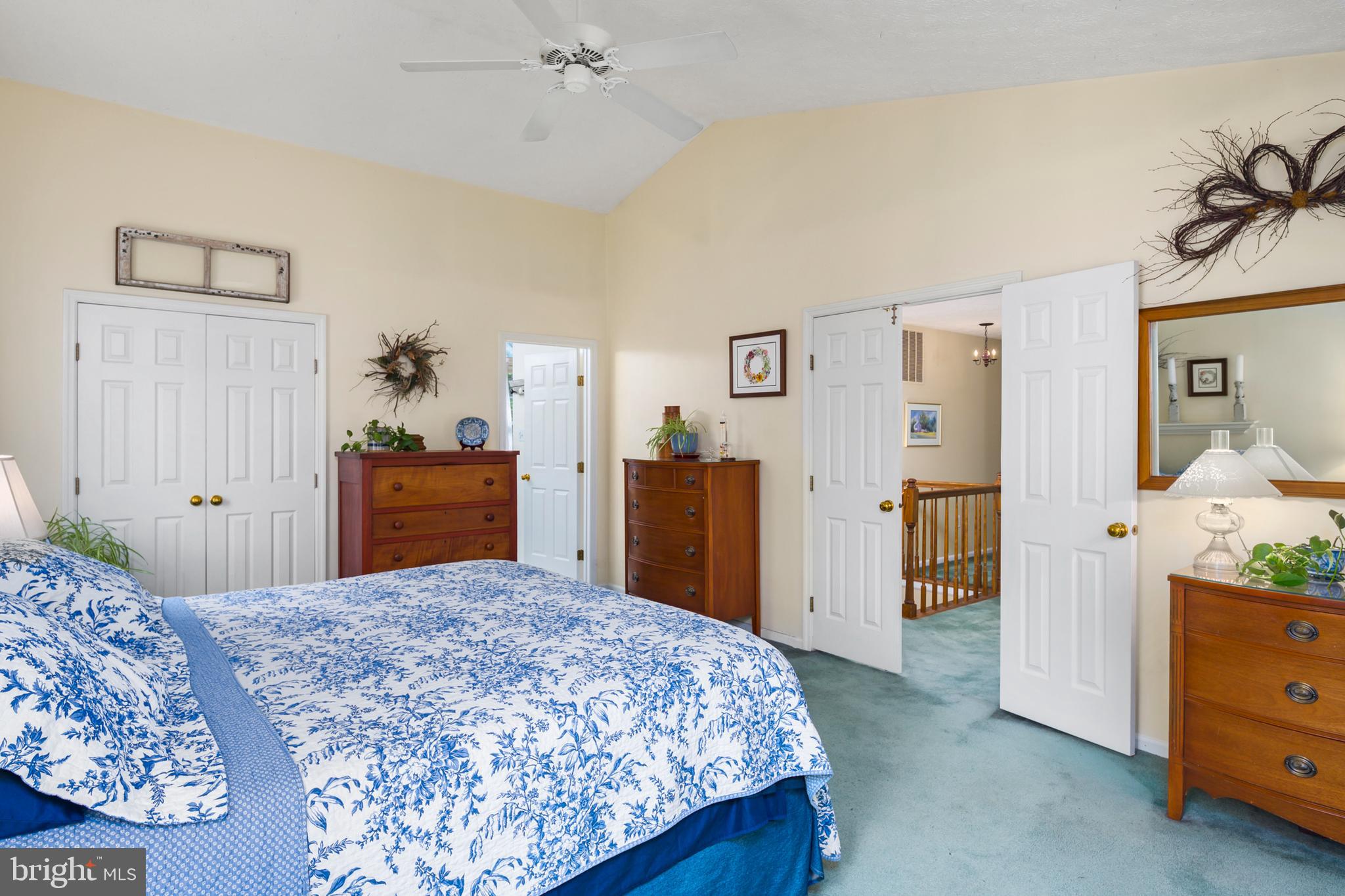 CHESTNUT FARMS - Residential