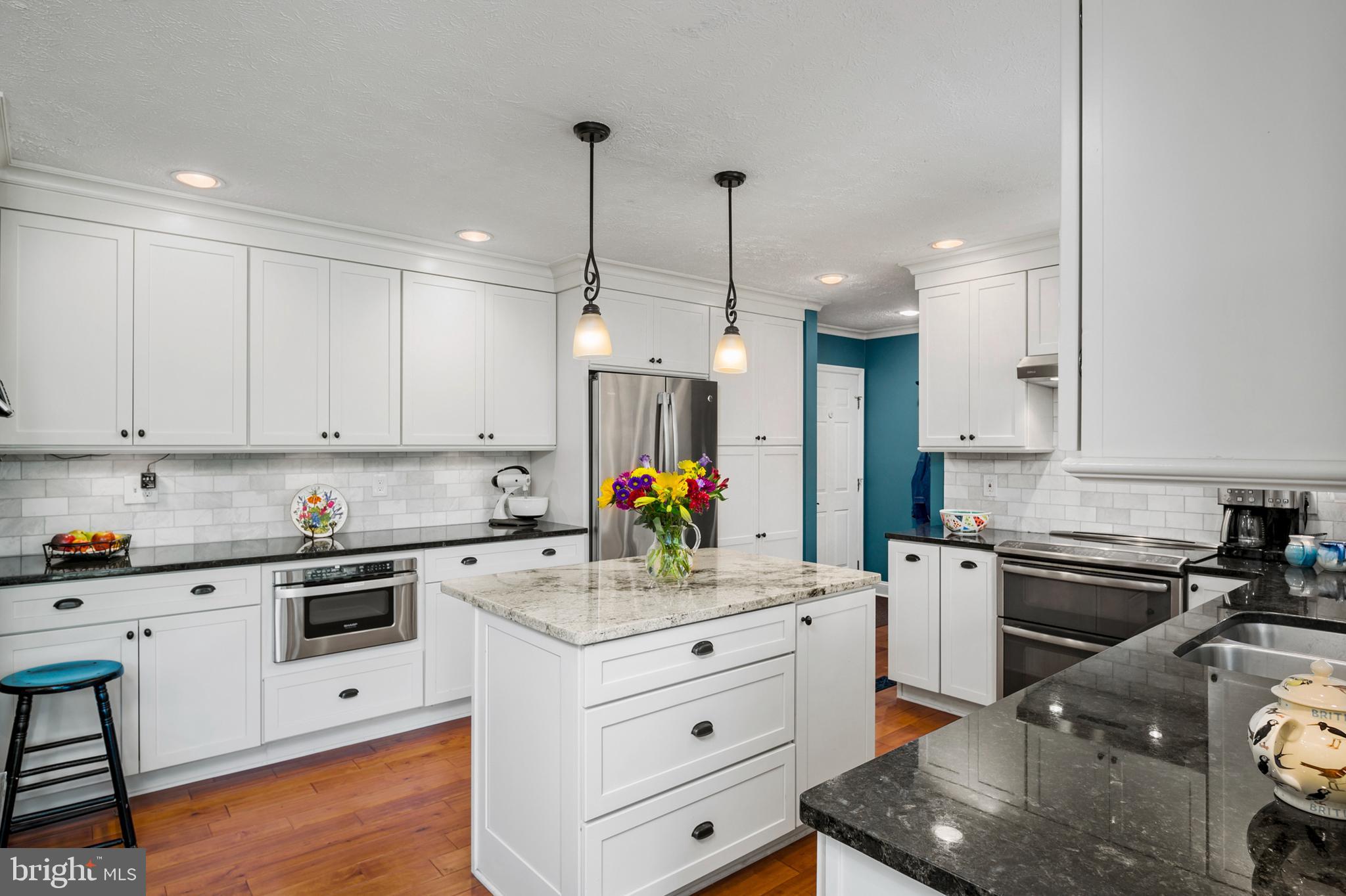 CHESTNUT FARMS - Residential