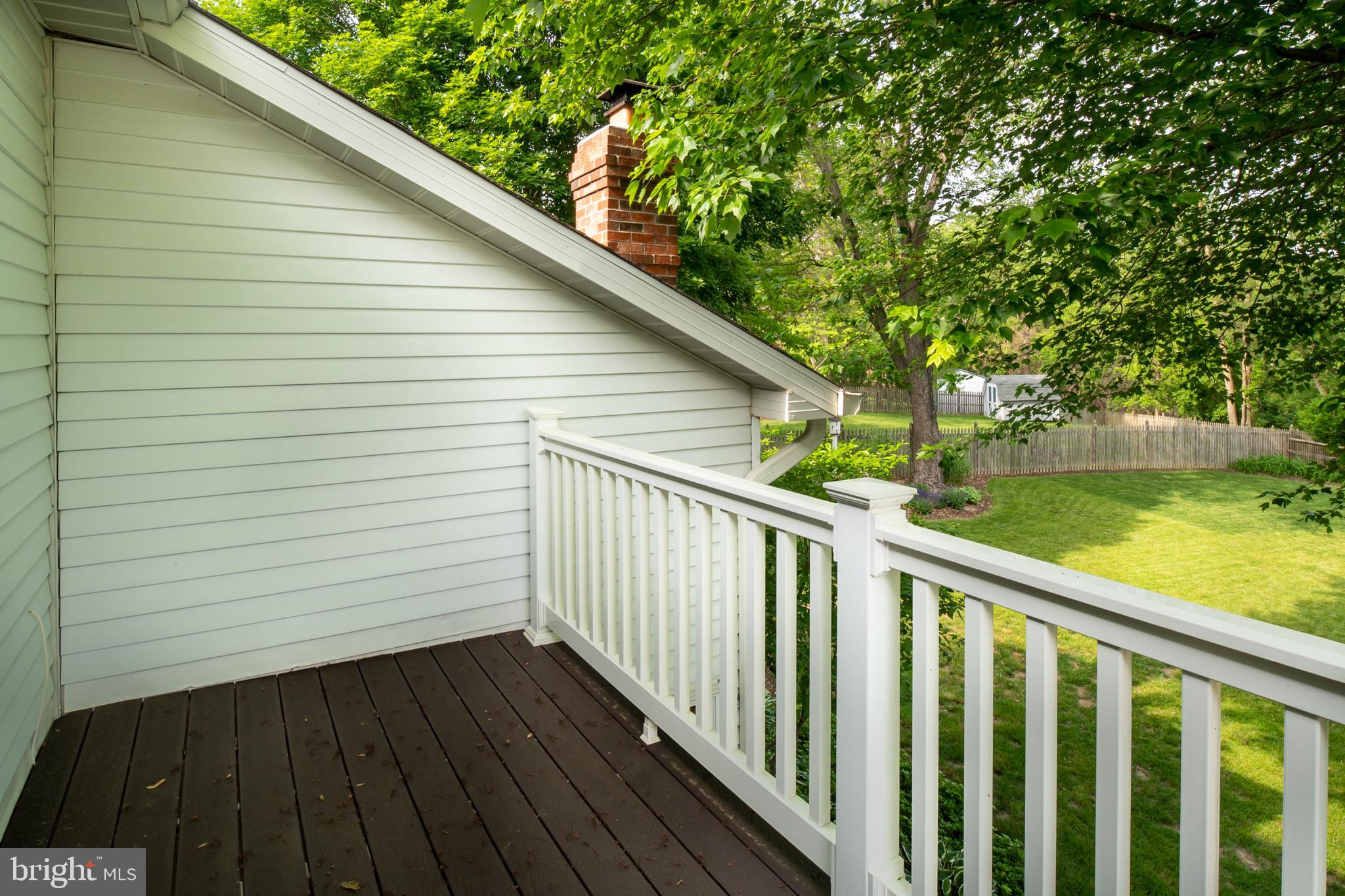 CHESTNUT FARMS - Residential