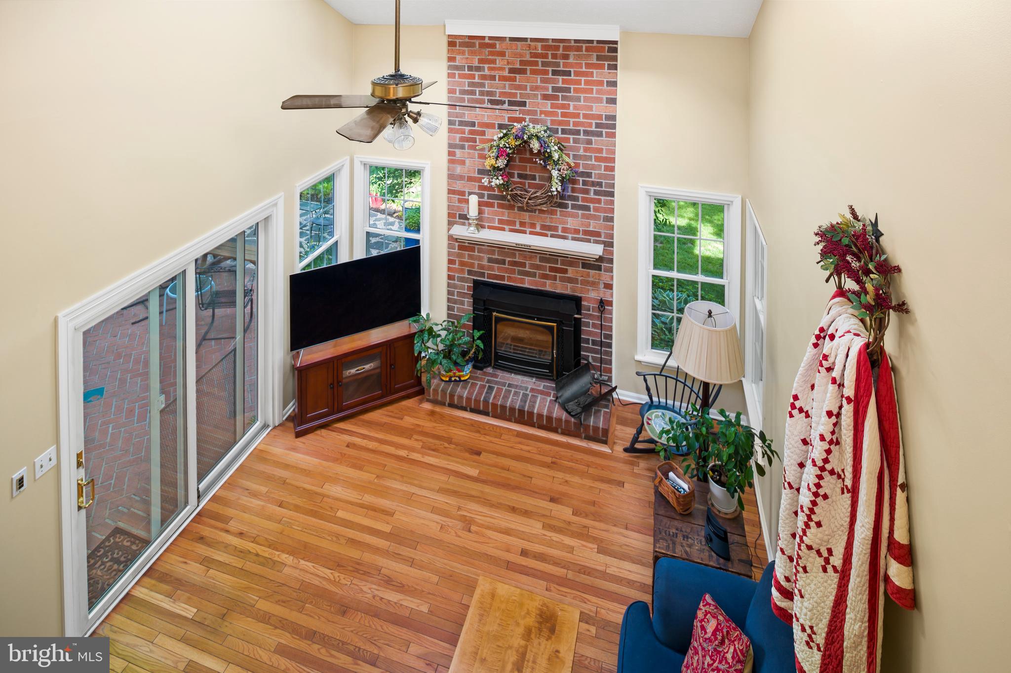 CHESTNUT FARMS - Residential