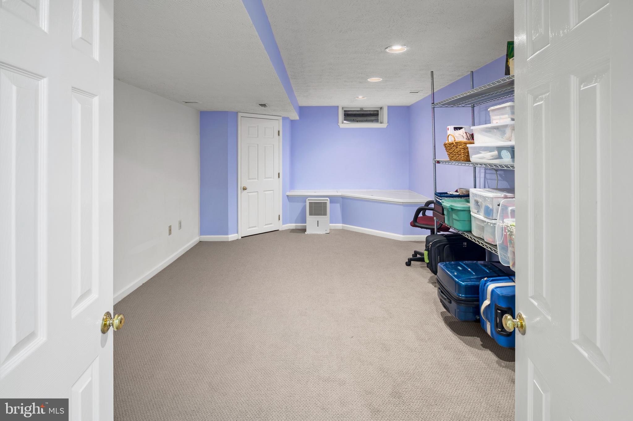 CHESTNUT FARMS - Residential