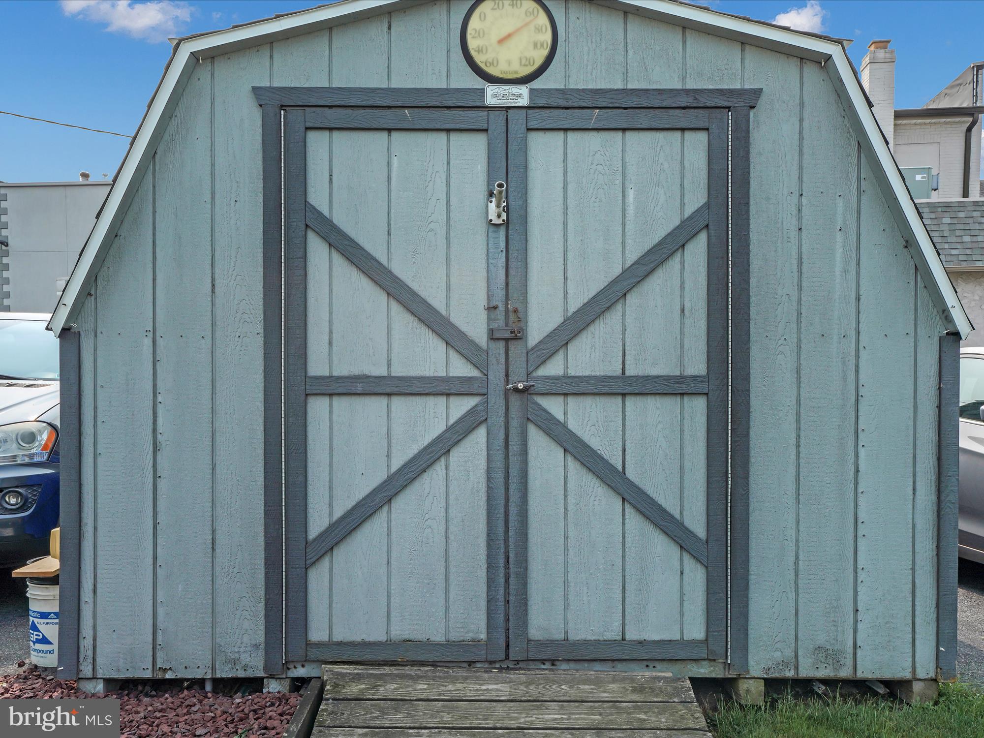 POTTSVILLE - Residential