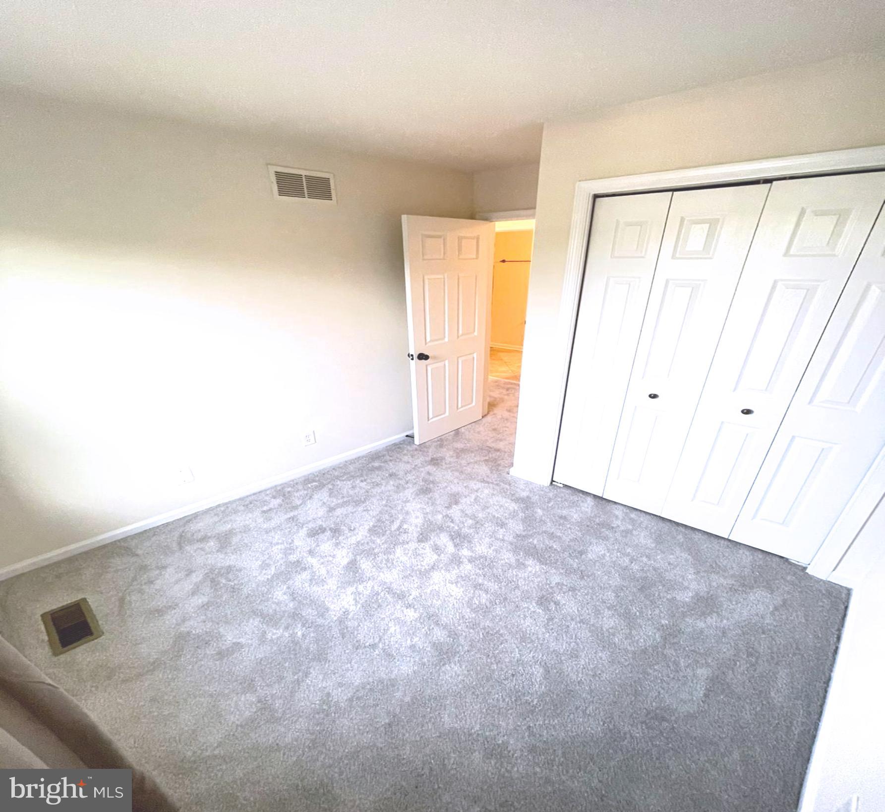 CAROLYN FOREST - Residential