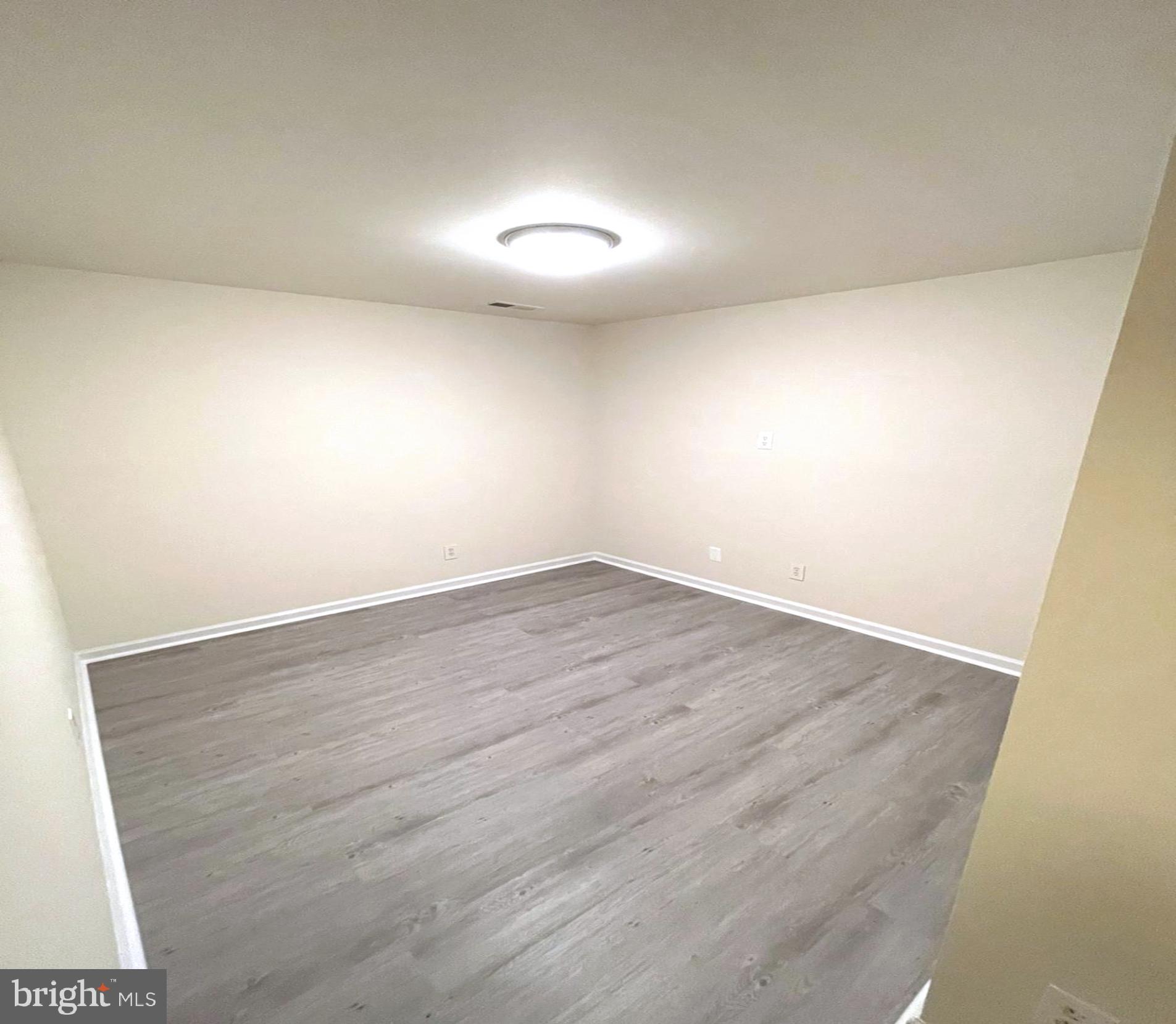 CAROLYN FOREST - Residential