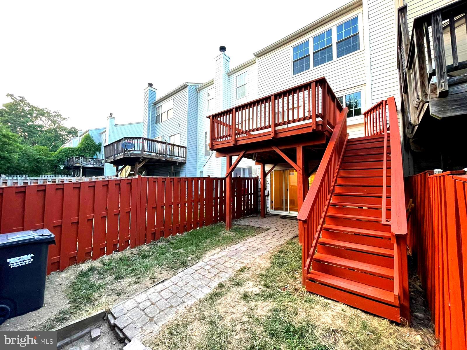 CAROLYN FOREST - Residential