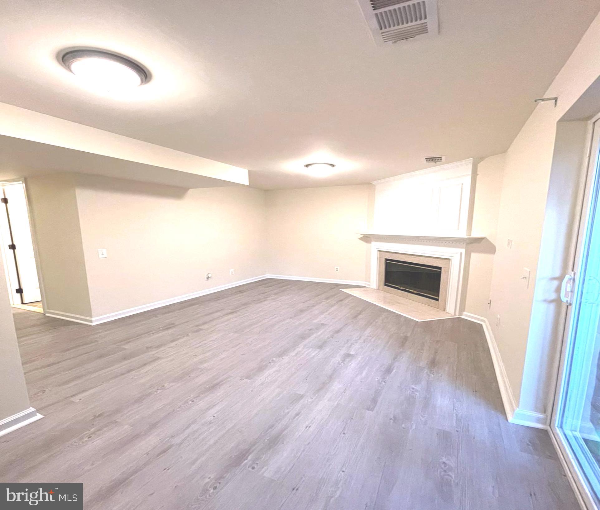 CAROLYN FOREST - Residential