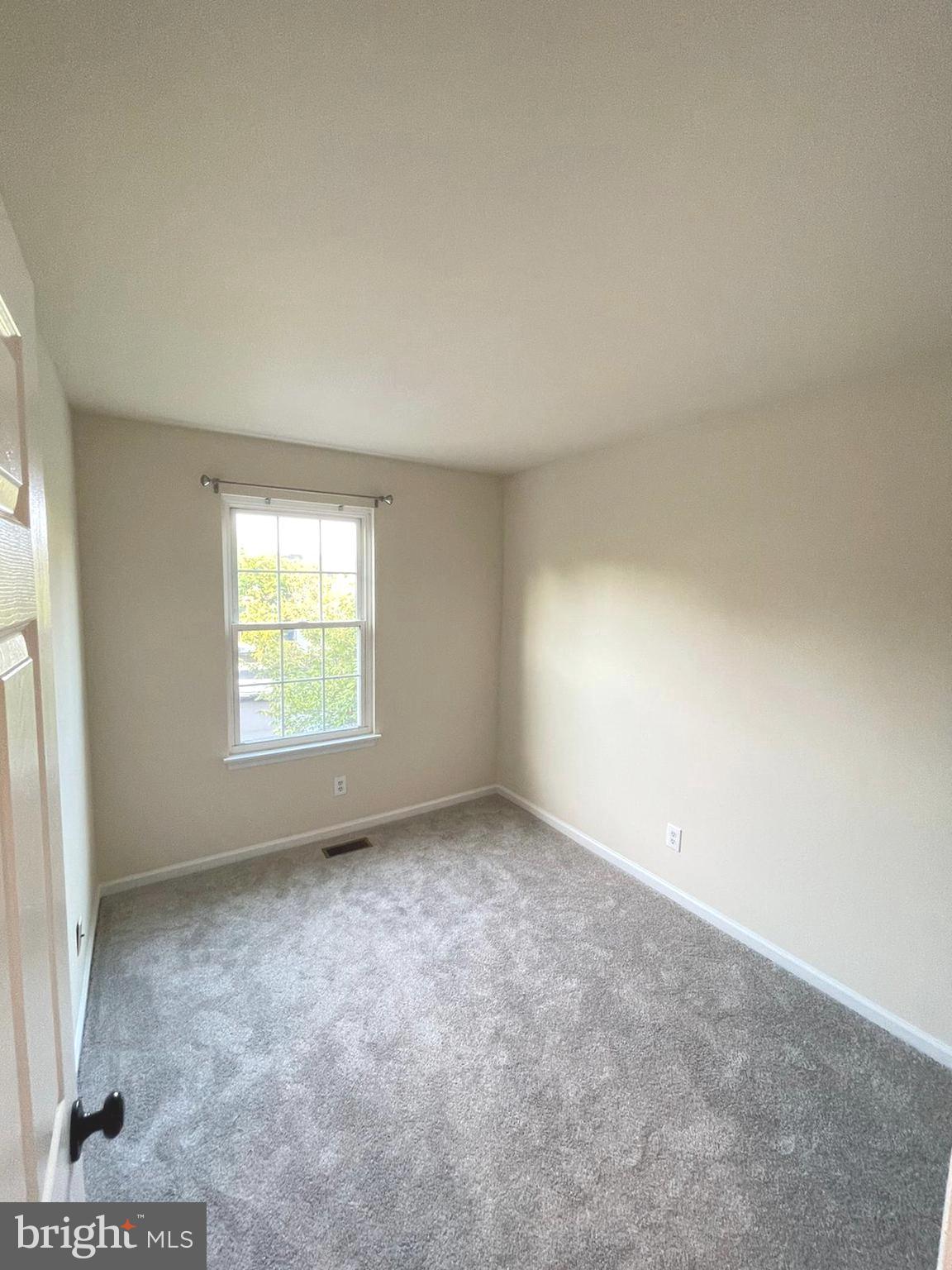 CAROLYN FOREST - Residential