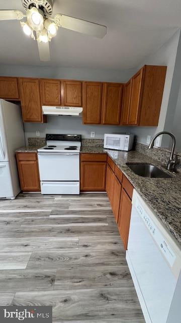 7927 FOXCREST COURT 7927
