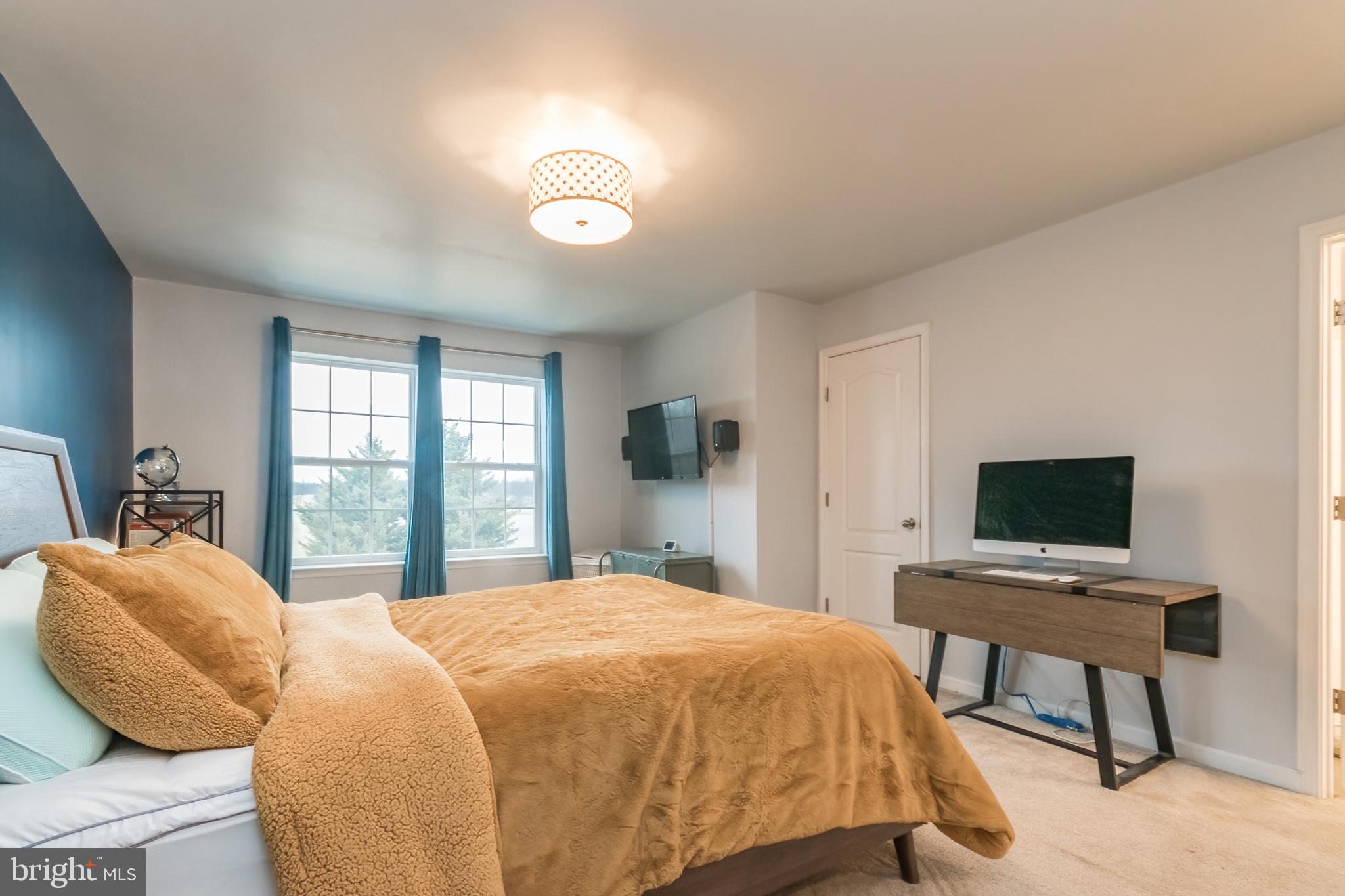 BRIAR RUN - Residential