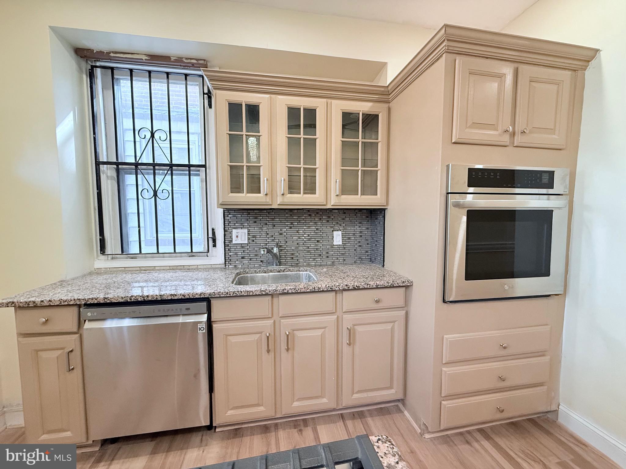 PHILADELPHIA - Residential