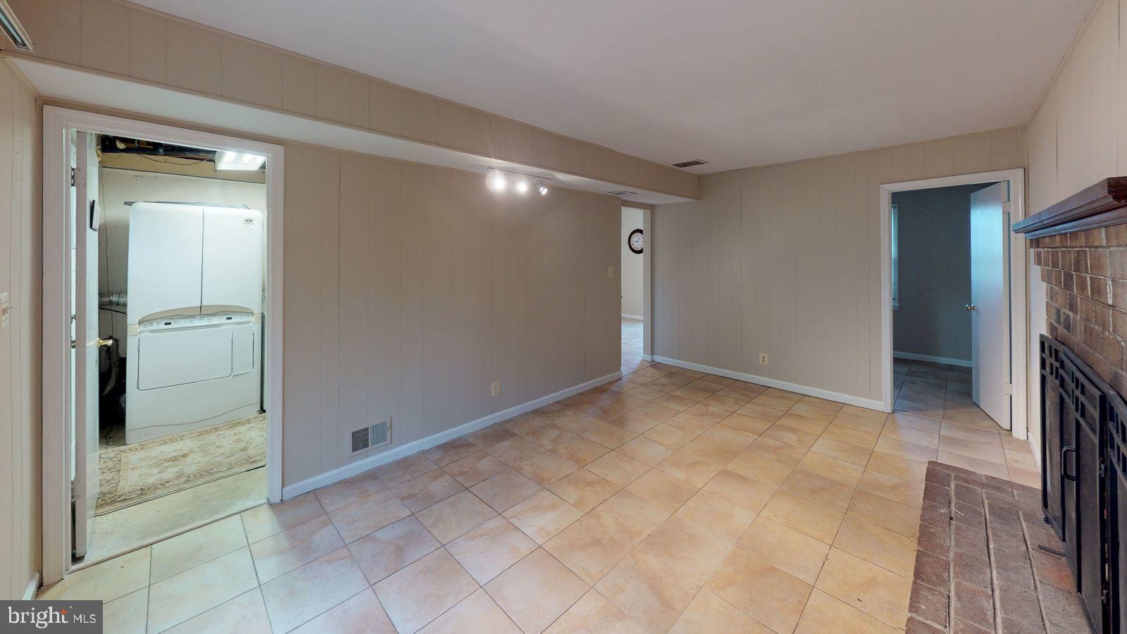 GARRISONVILLE - Residential Lease