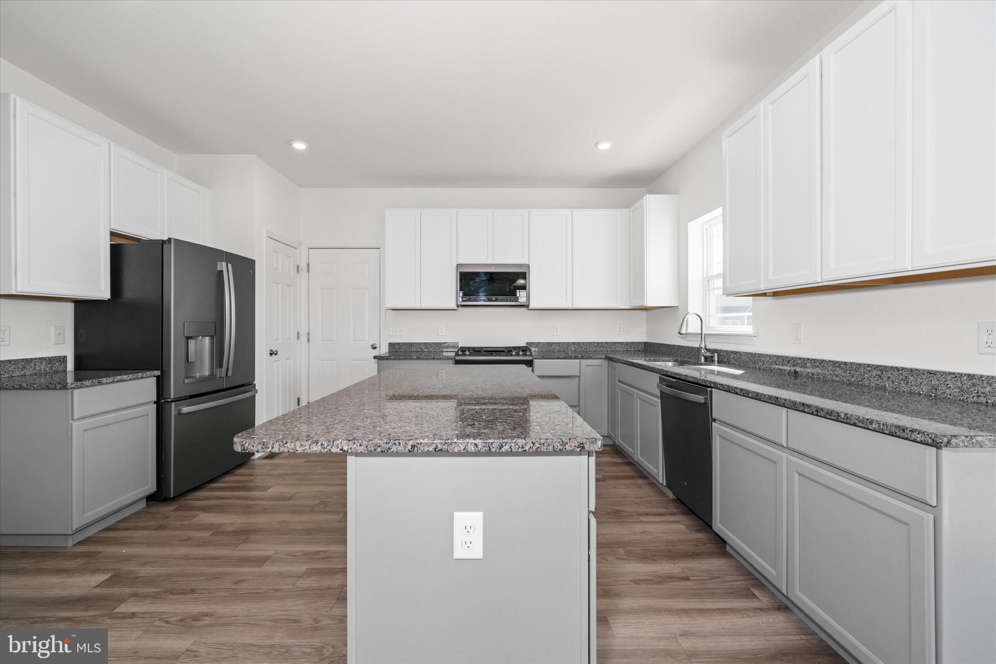 JOCKEY HOLLOW - Residential