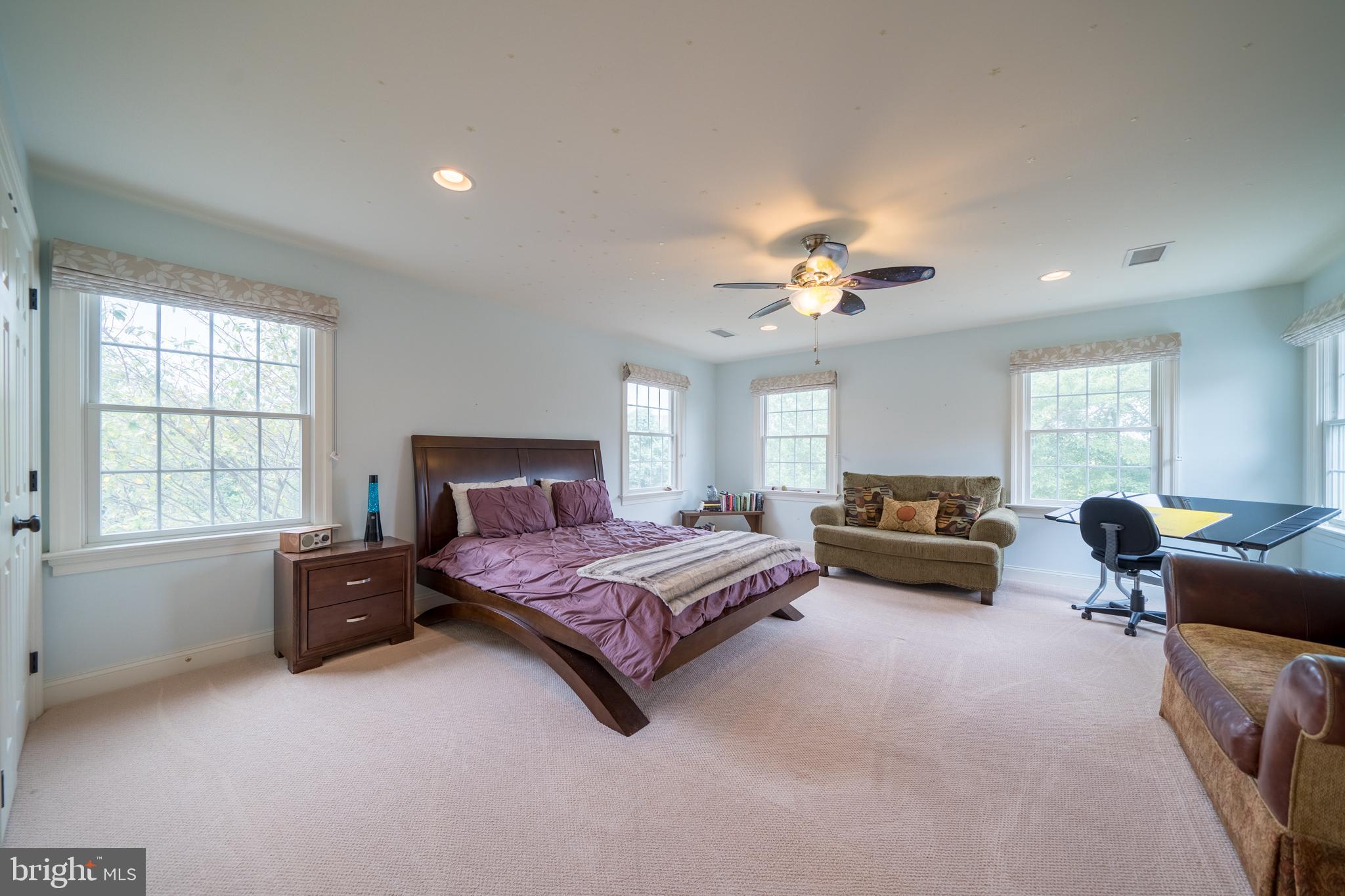 NEWLIN GREENE - Residential