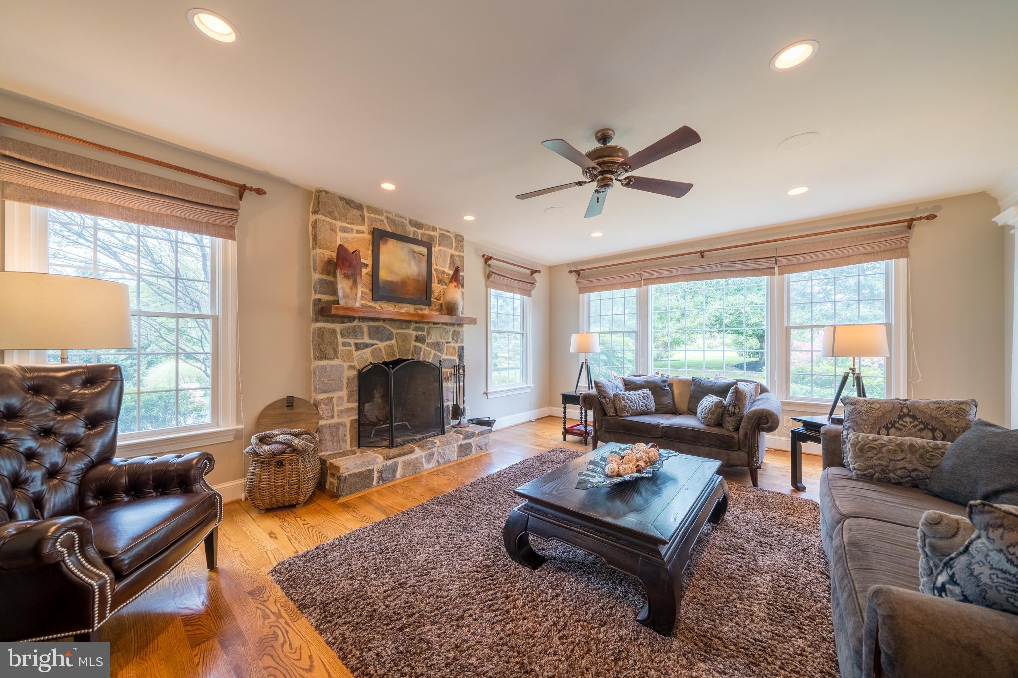 NEWLIN GREENE - Residential