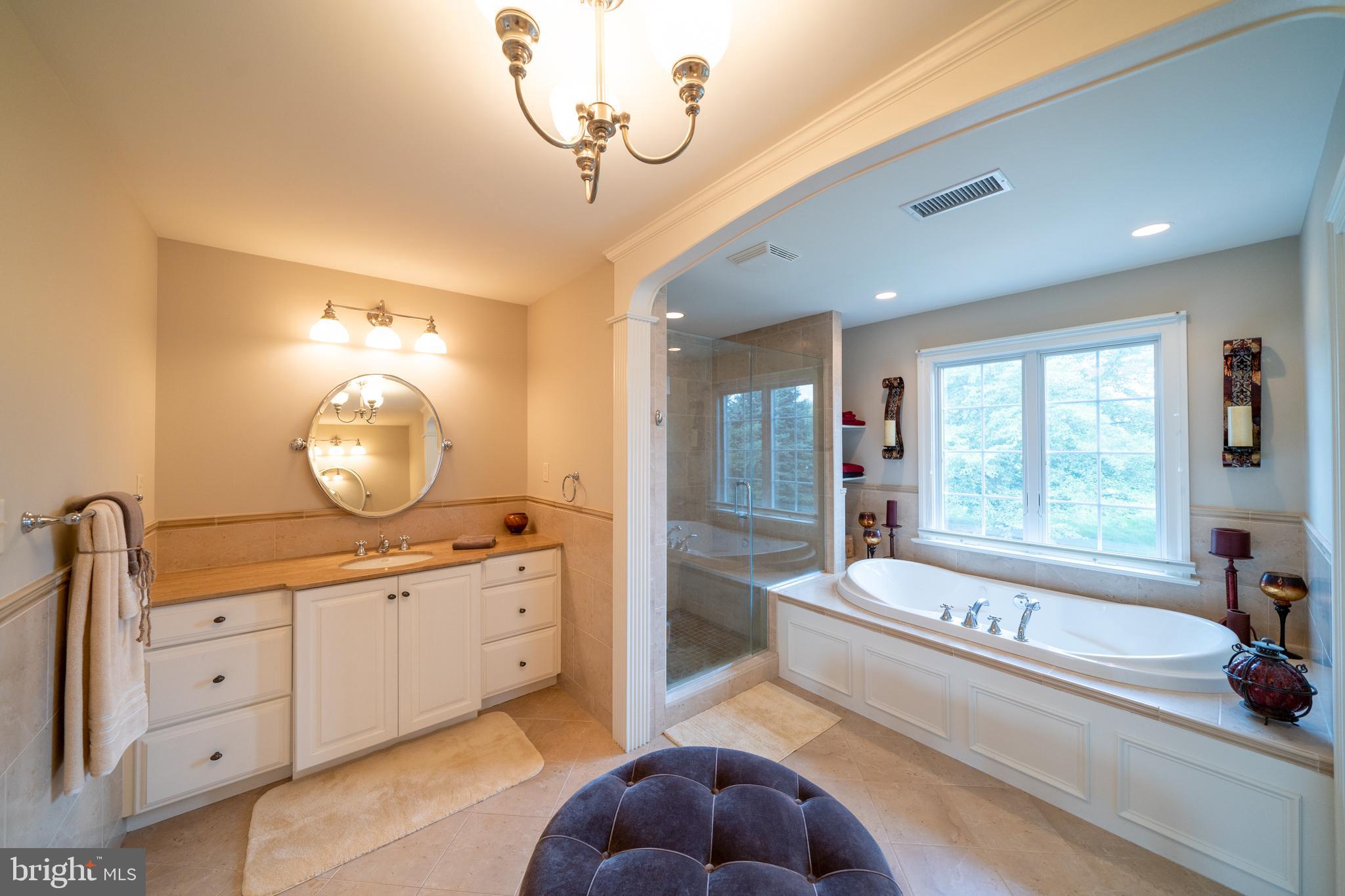 NEWLIN GREENE - Residential