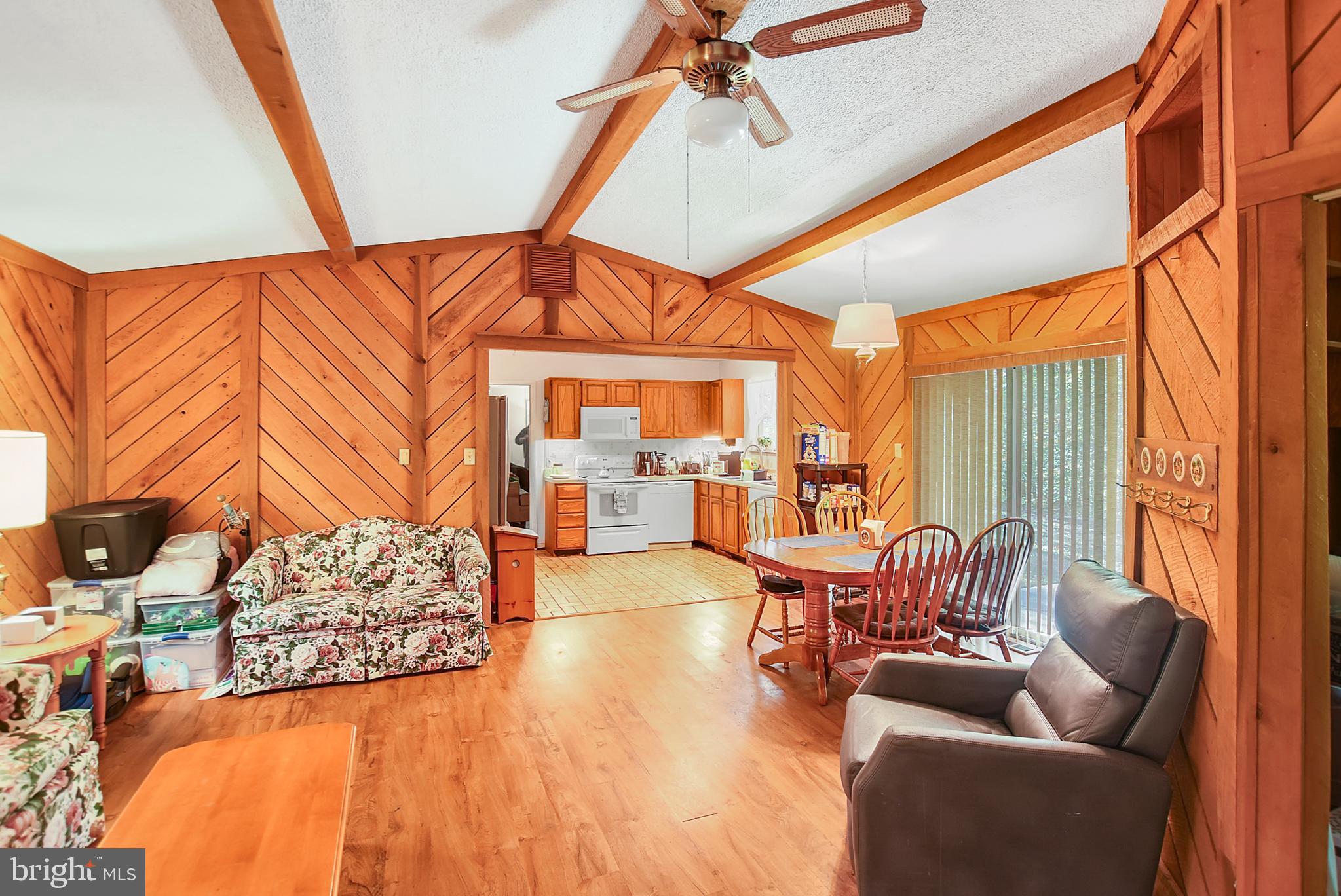 3395 JONES ROAD