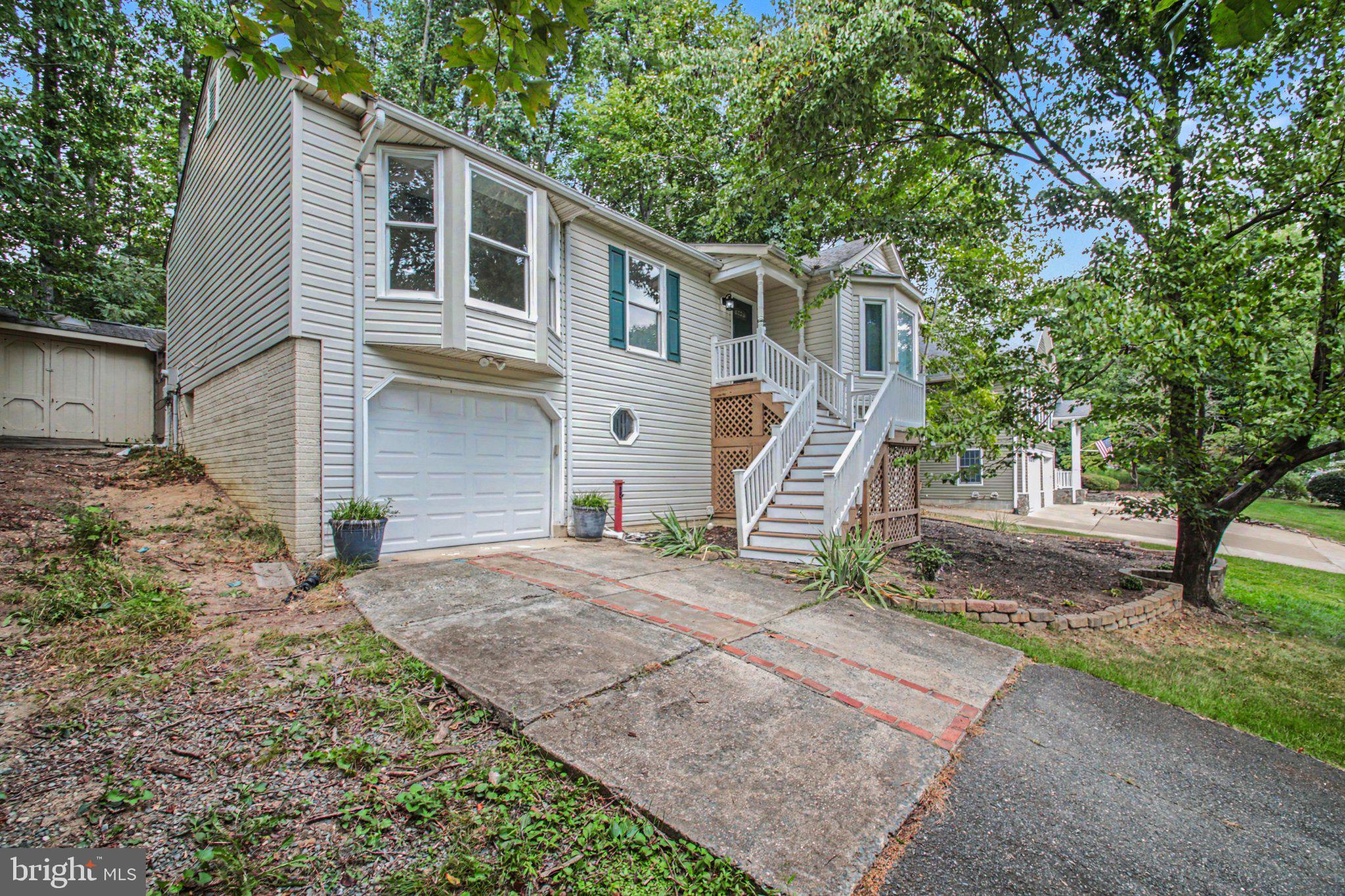 2411 HARPOON DRIVE
