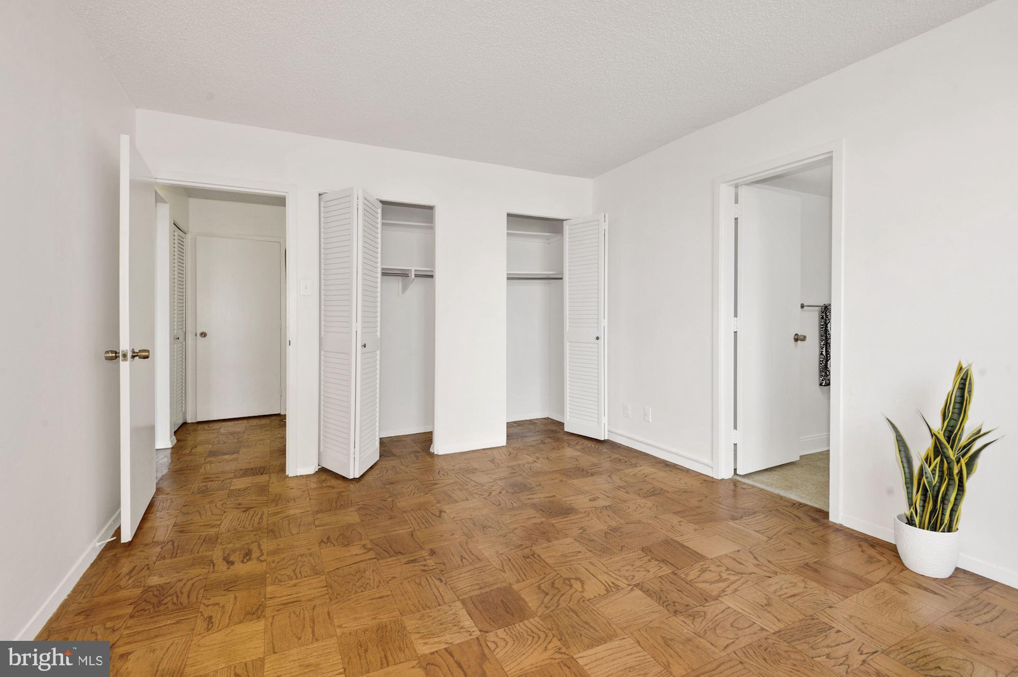 TOWER VILLAS - Residential Lease