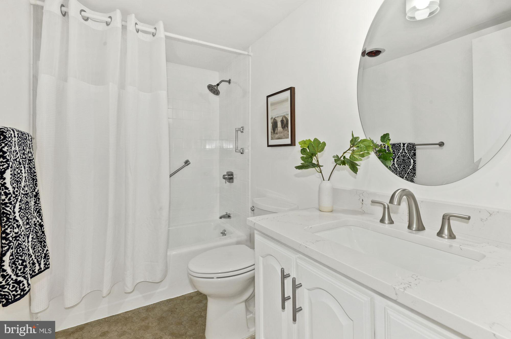 TOWER VILLAS - Residential Lease