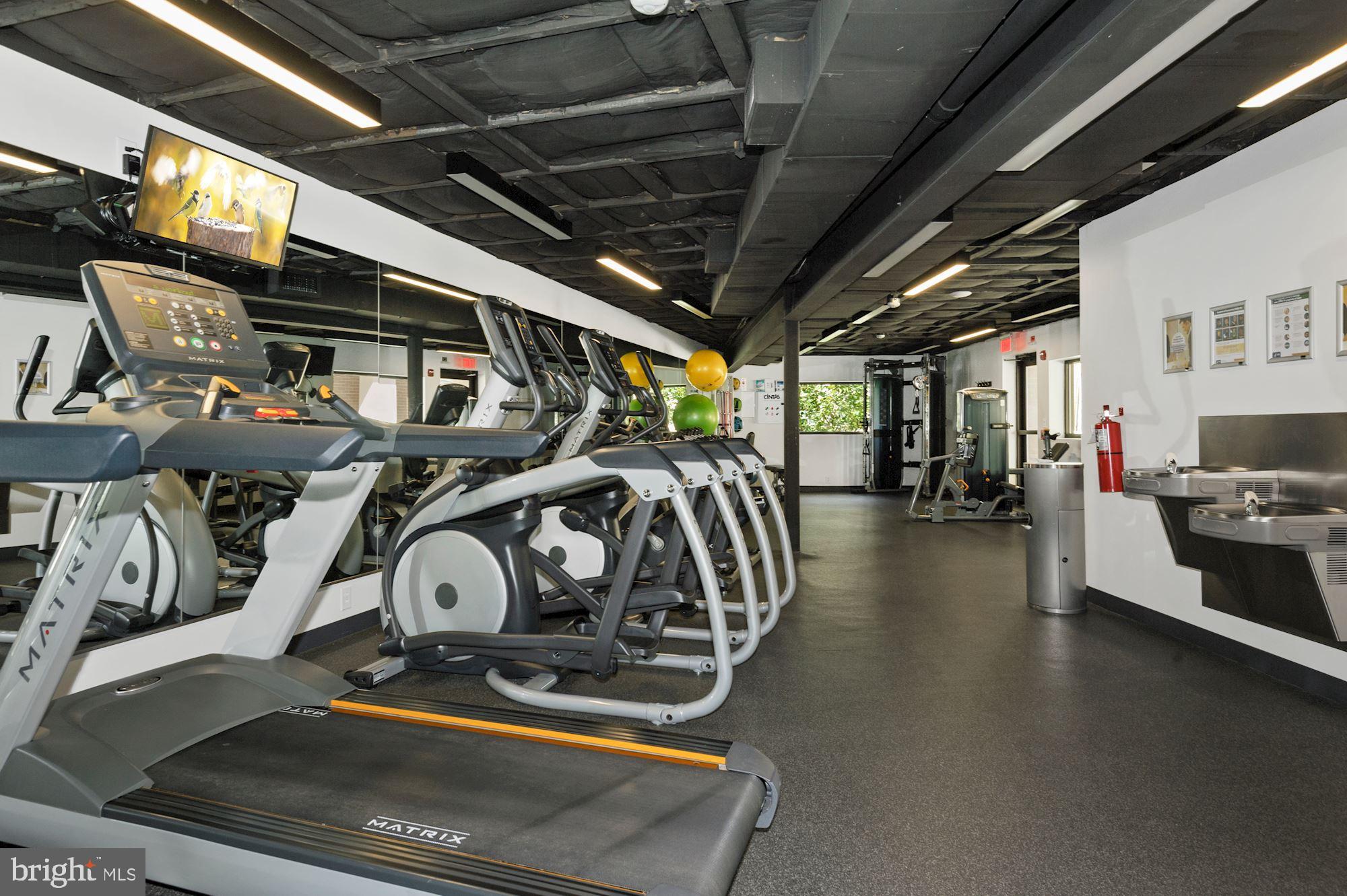 TOWER VILLAS - Residential Lease