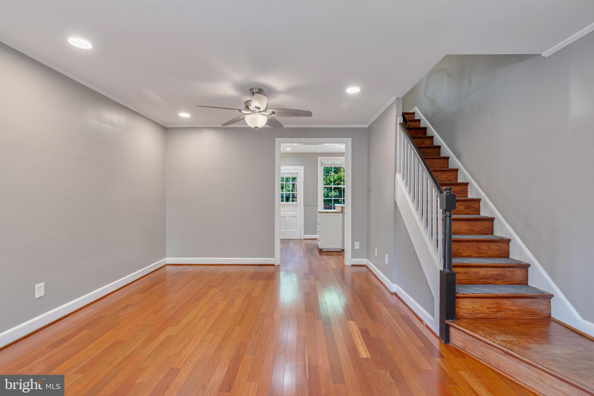 ARLINGTON VILLAGE - Residential Lease