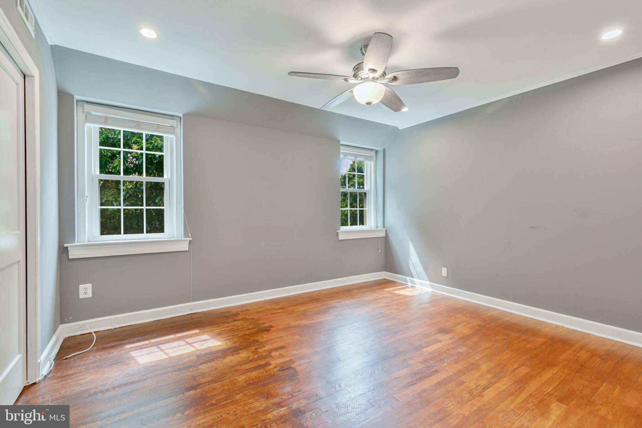 ARLINGTON VILLAGE - Residential Lease