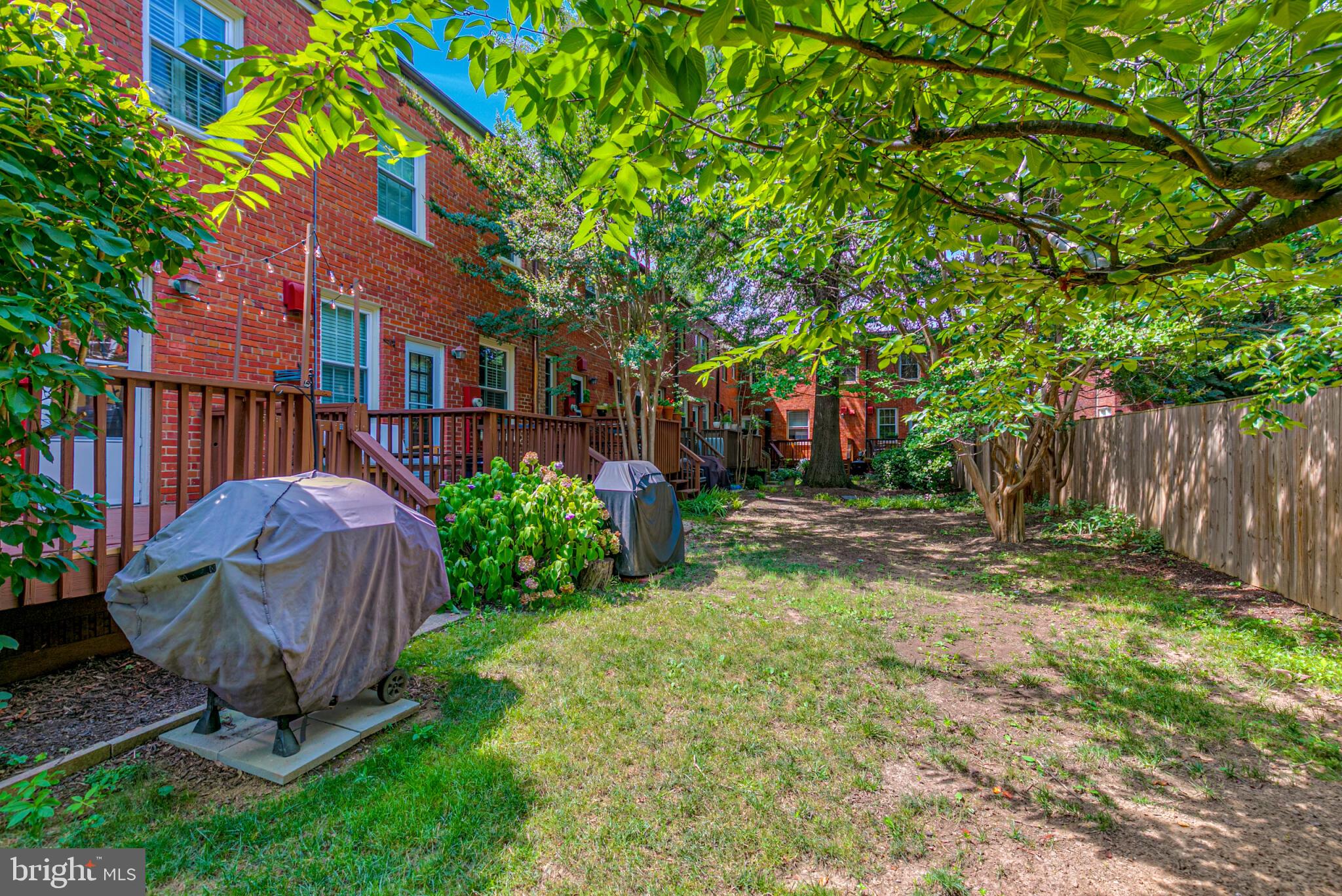 ARLINGTON VILLAGE - Residential Lease