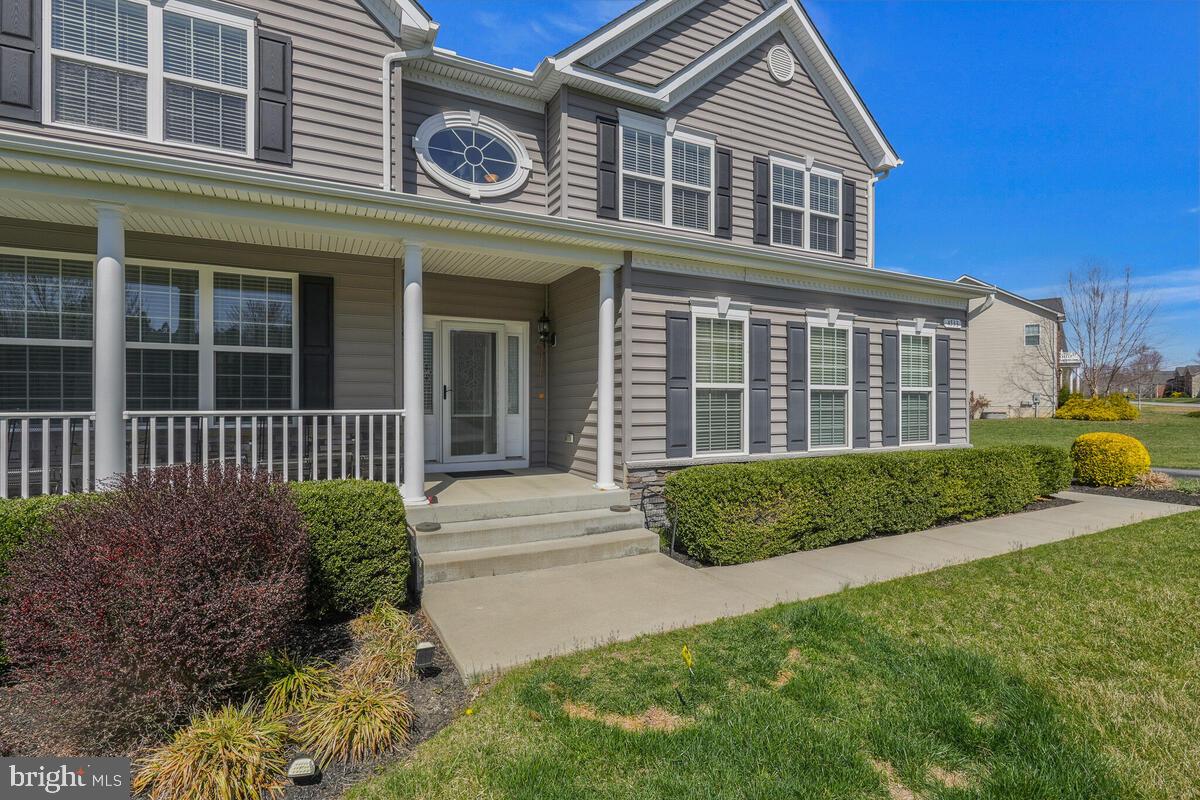 4533 COACHMANS PATH COURT