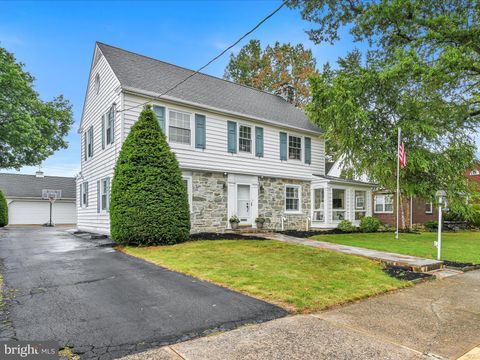 Photo of 117 N Grant Street, Manheim, PA 17545 (MLS # PALA2040814)