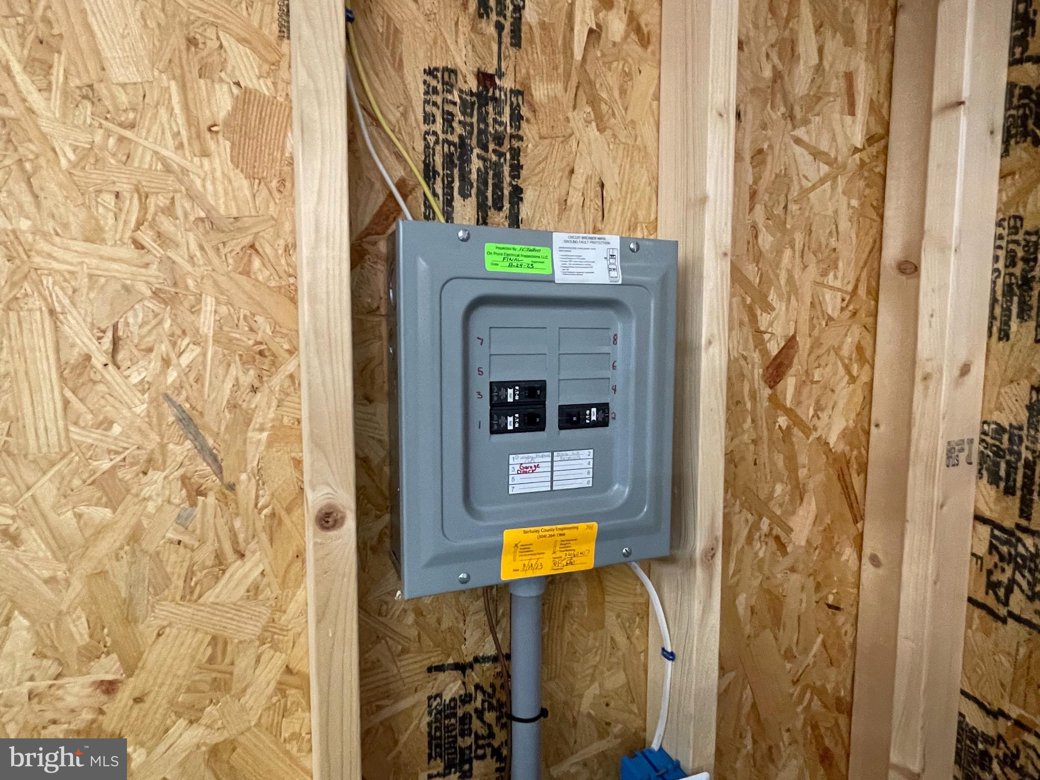 AMBERFIELD - Residential