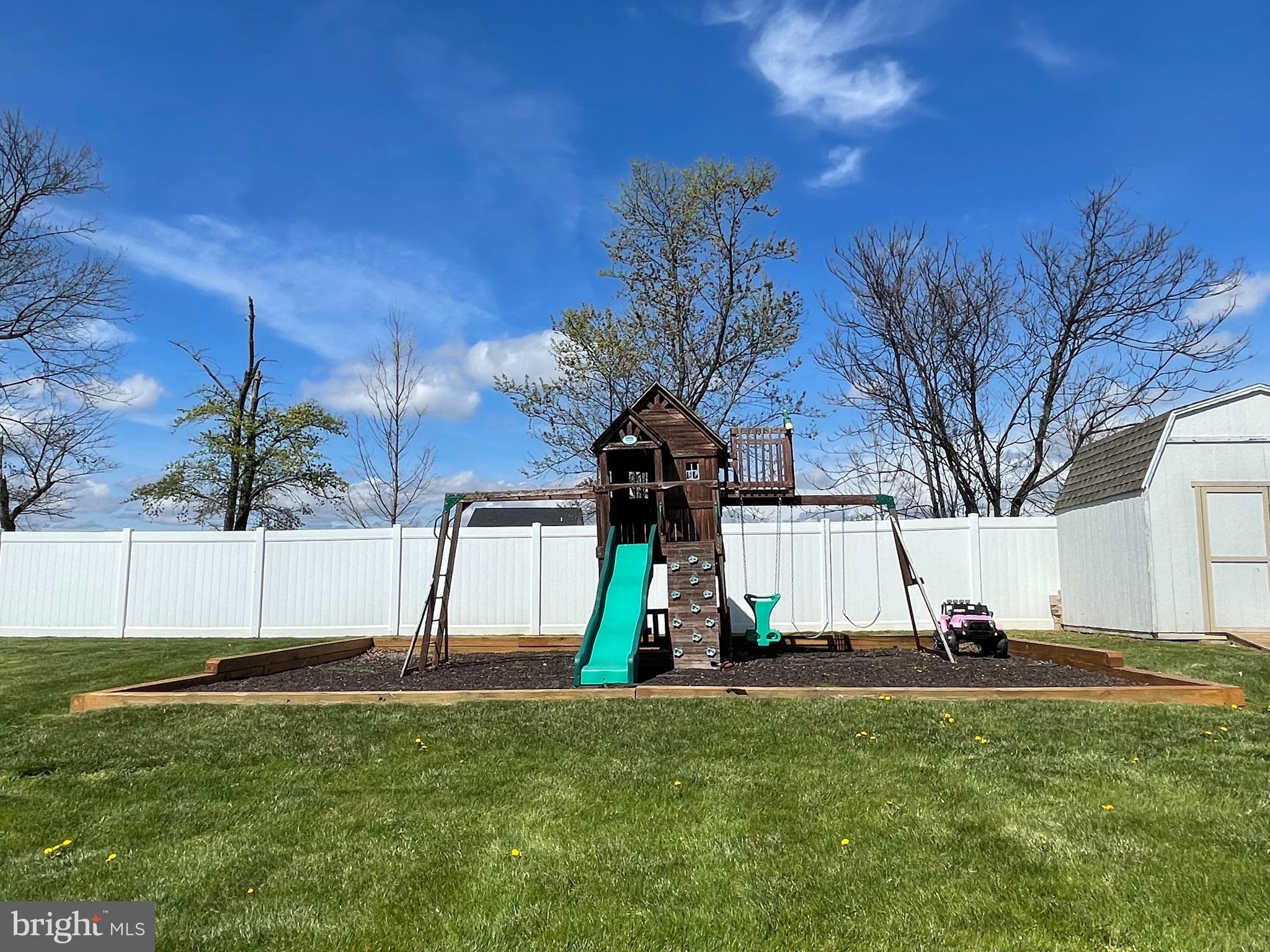 AMBERFIELD - Residential