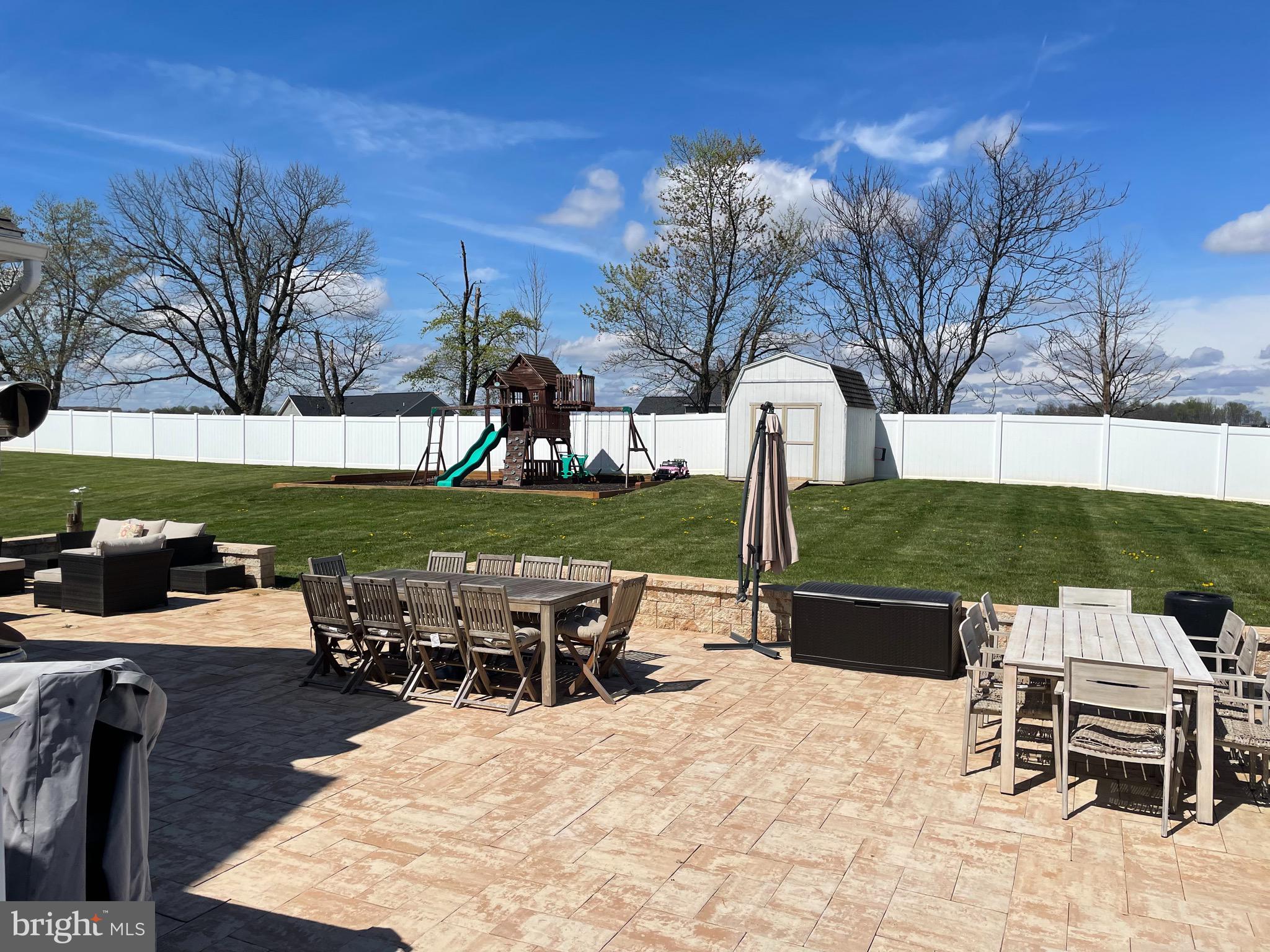 AMBERFIELD - Residential