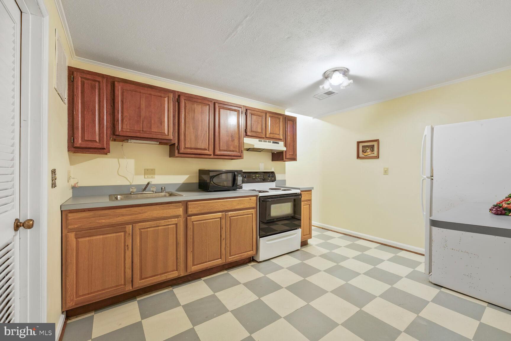 MARLTON - Residential