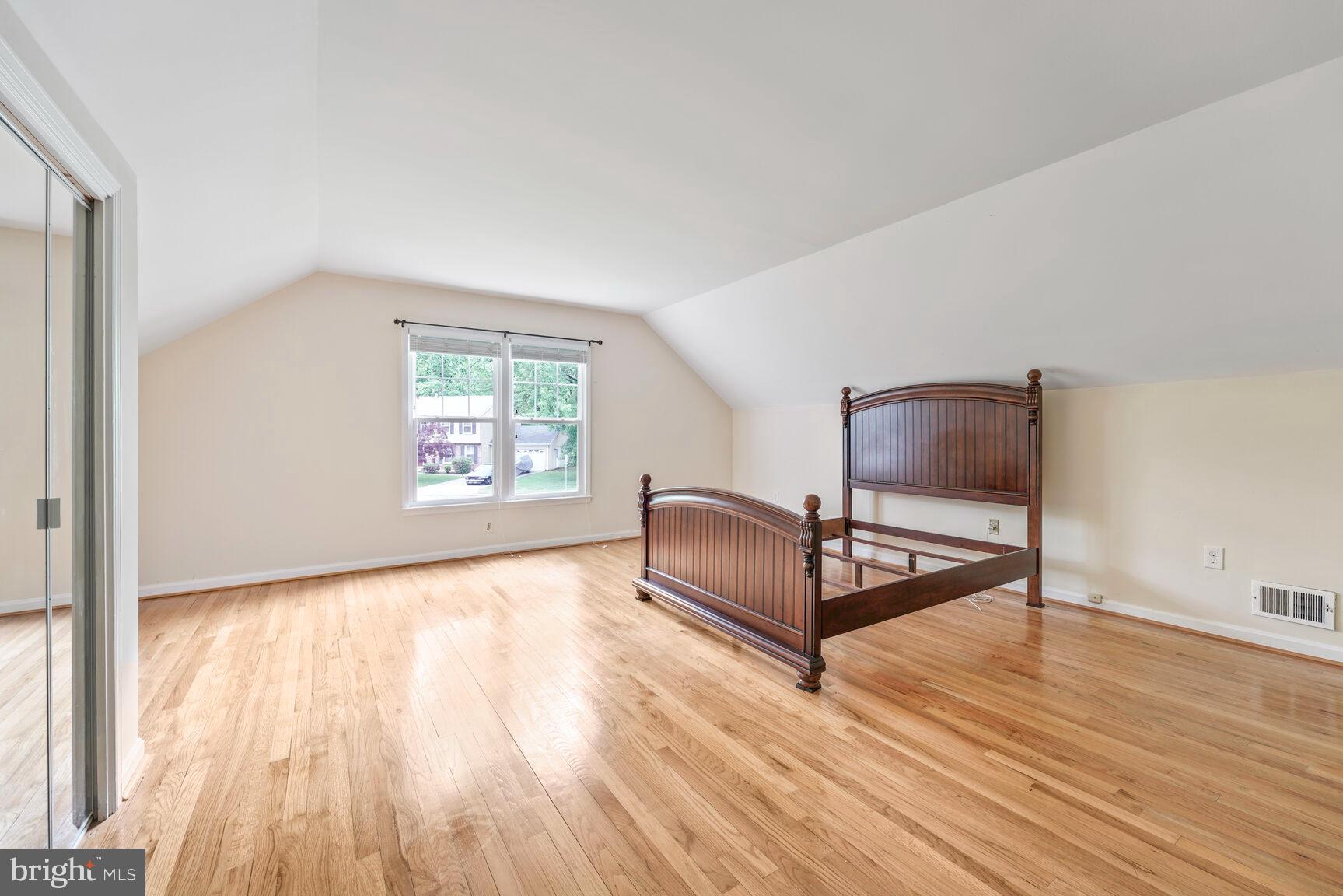 MARLTON - Residential