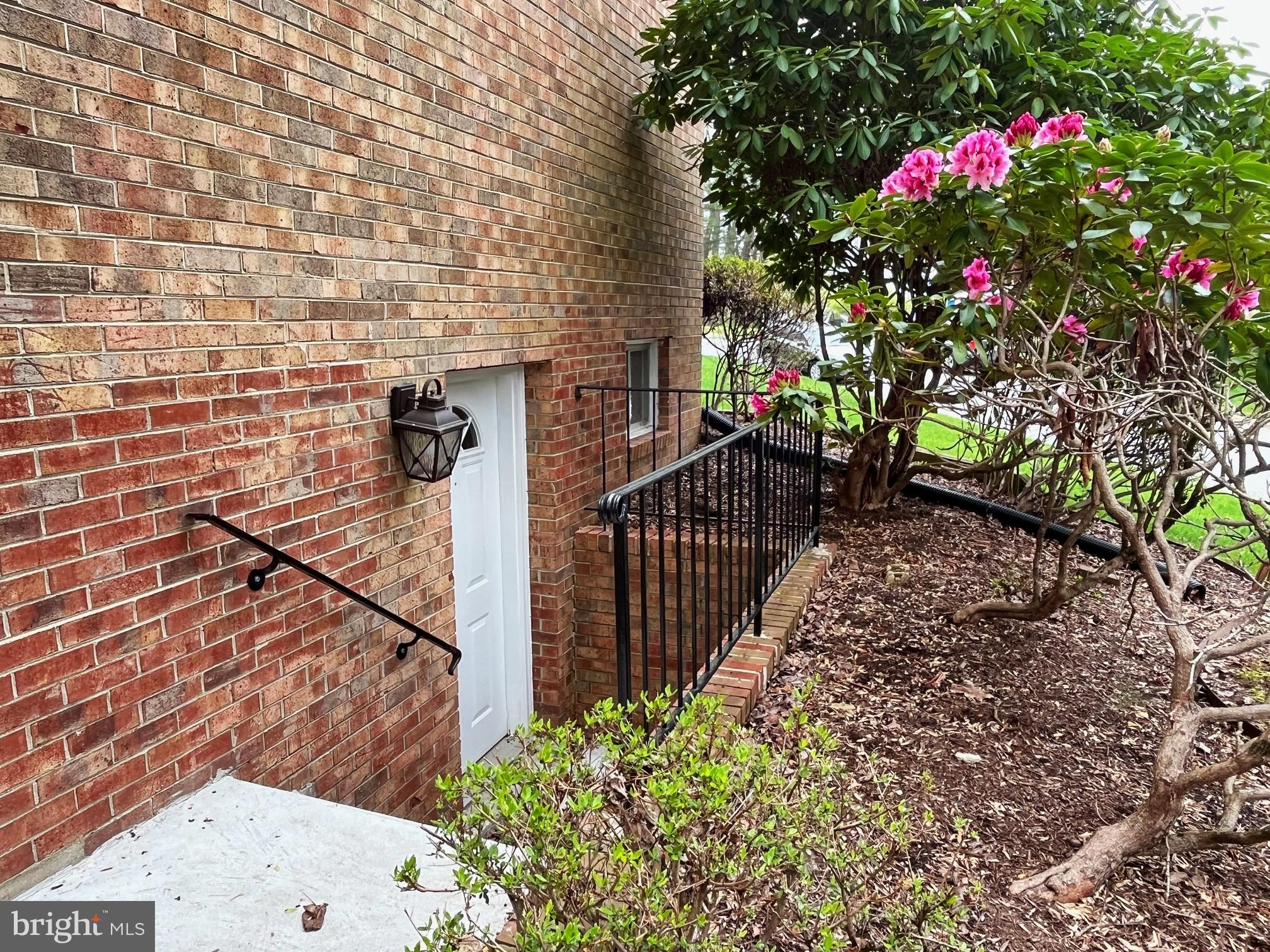 MARLTON - Residential