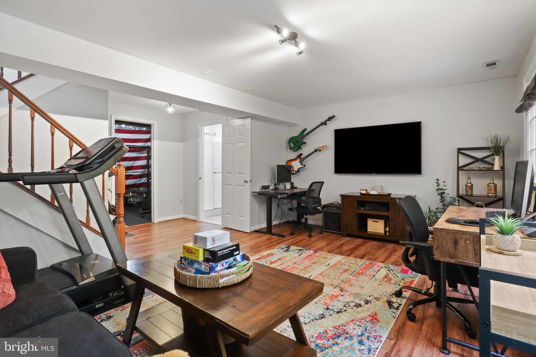 NEWINGTON HEIGHTS - Residential