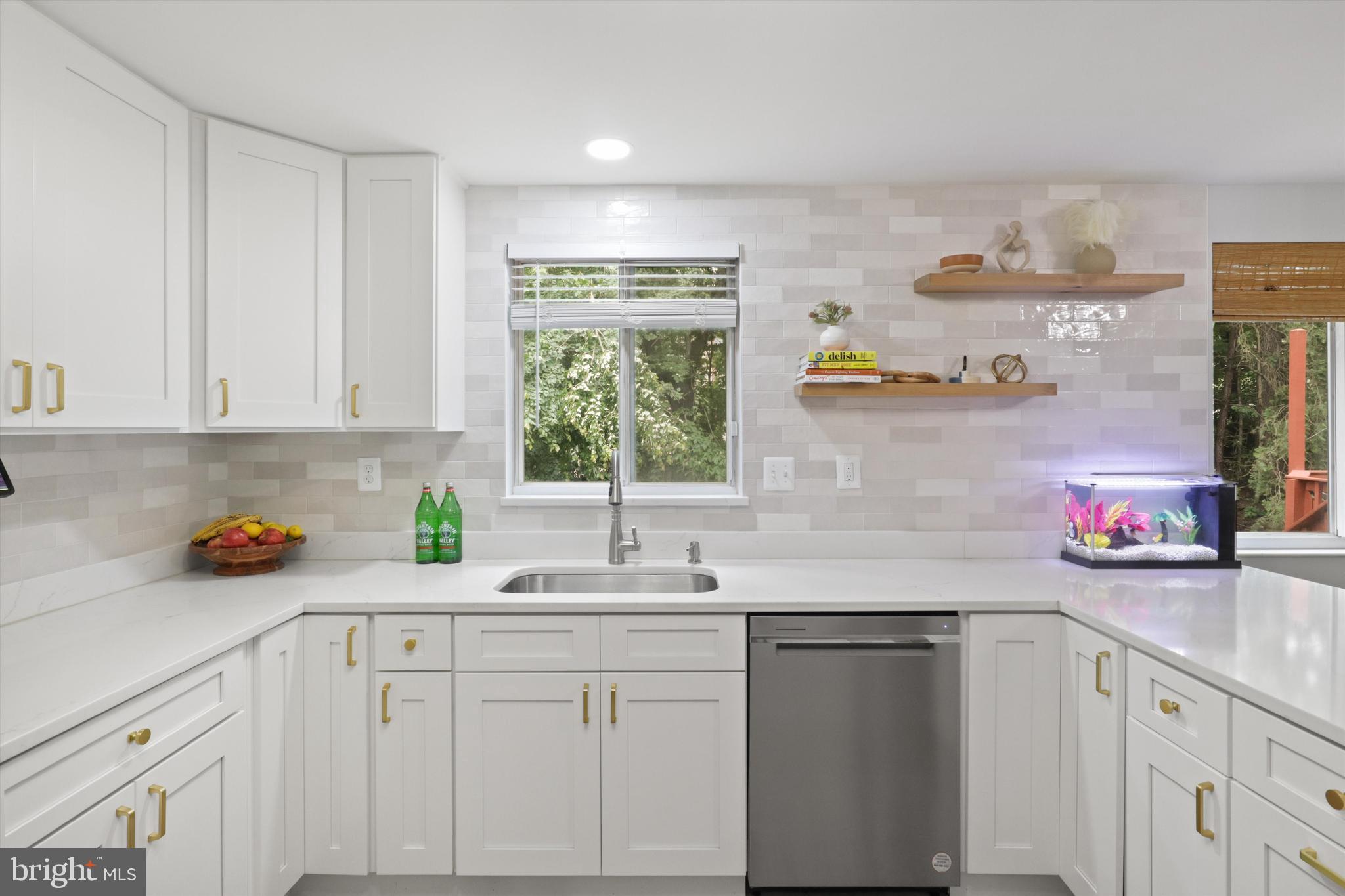 8455 AURORA COURT