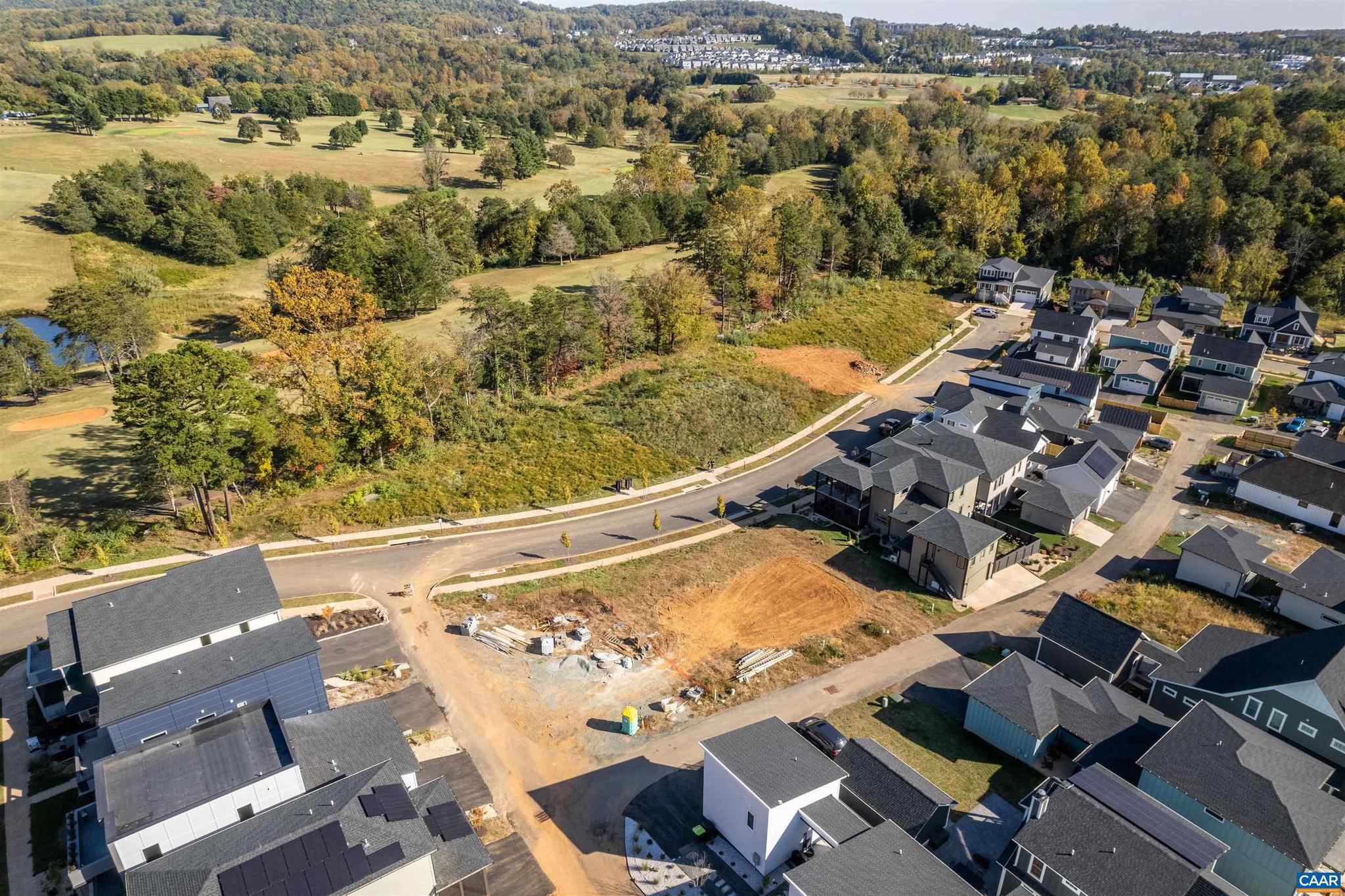 LOCHLYN HILL - Residential