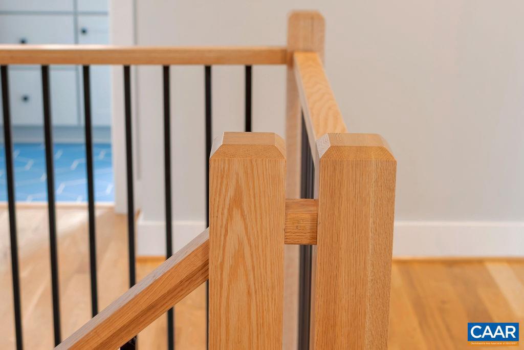 LOCHLYN HILL - Residential