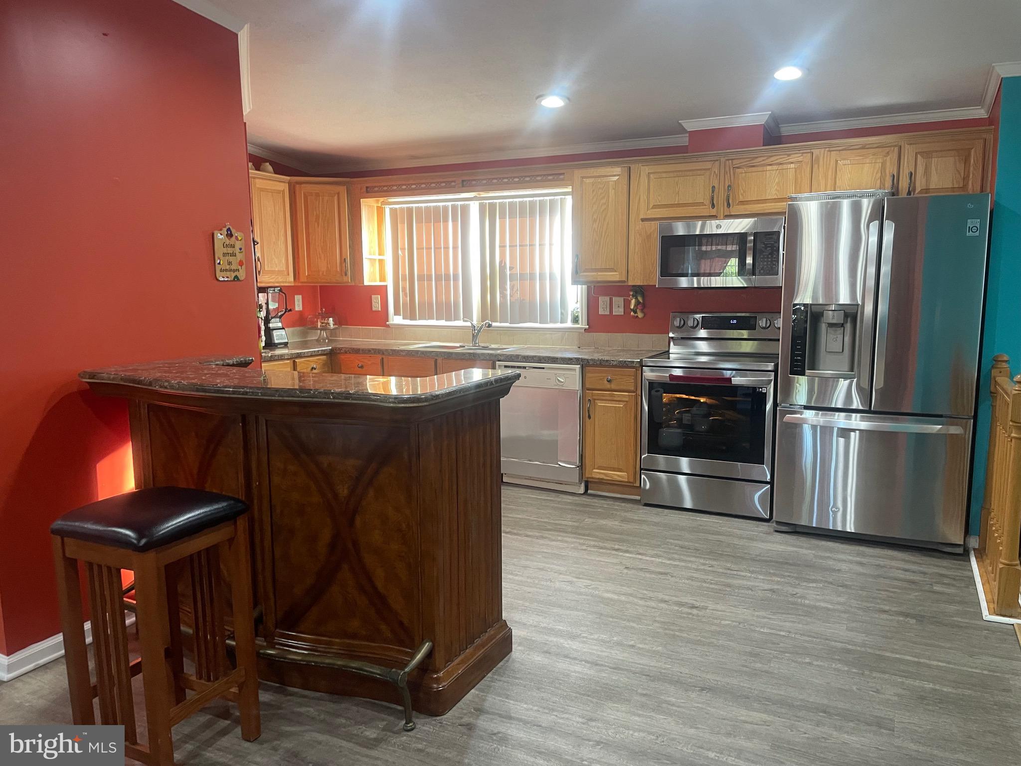 FERNWOOD PARK - Residential