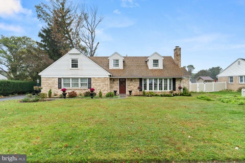 Photo of 505 Glenn Street, SHIPPENSBURG, PA 17257 (MLS # PACB2059478)