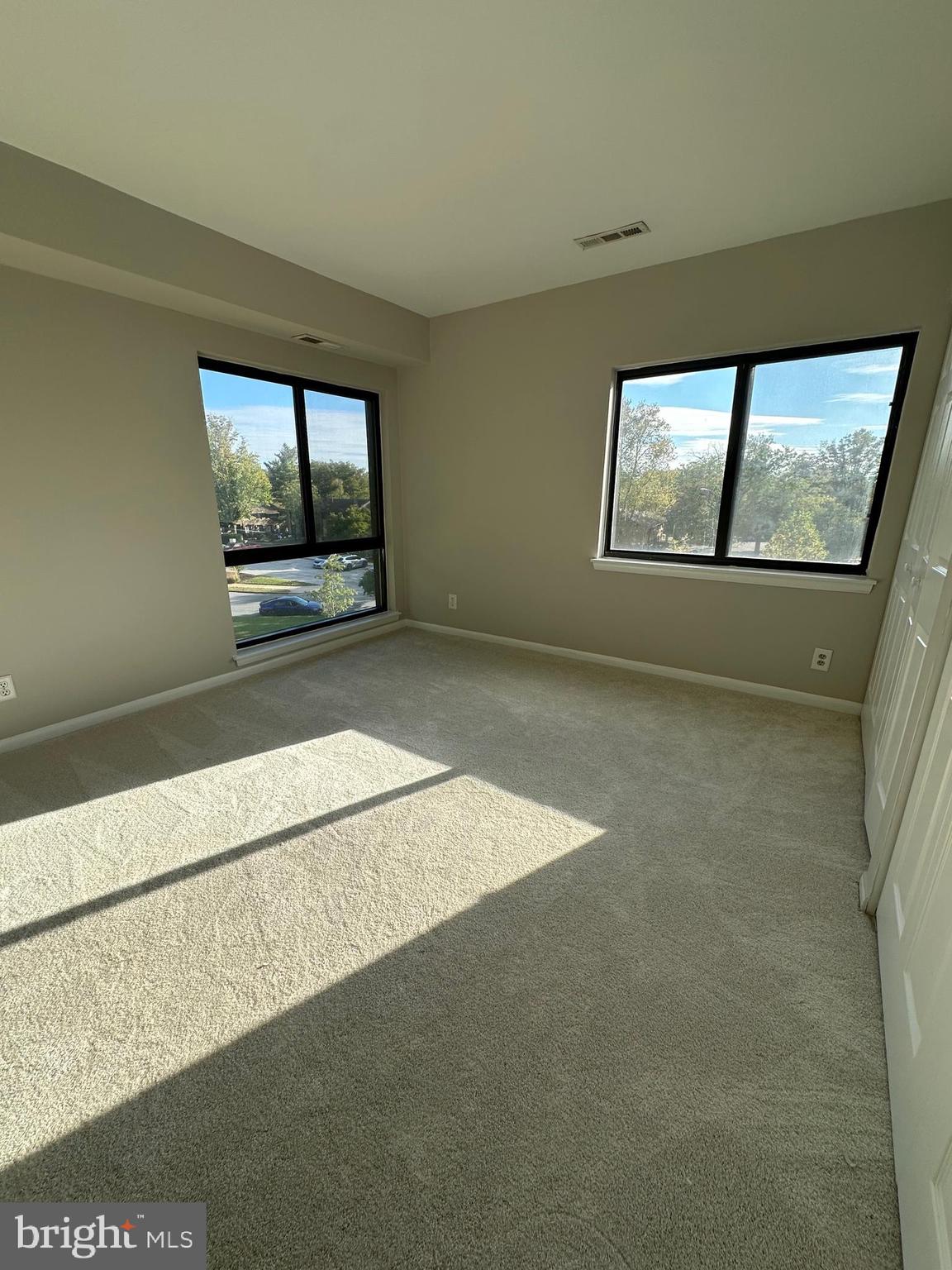 VILLAGE OF LONG REACH - Residential