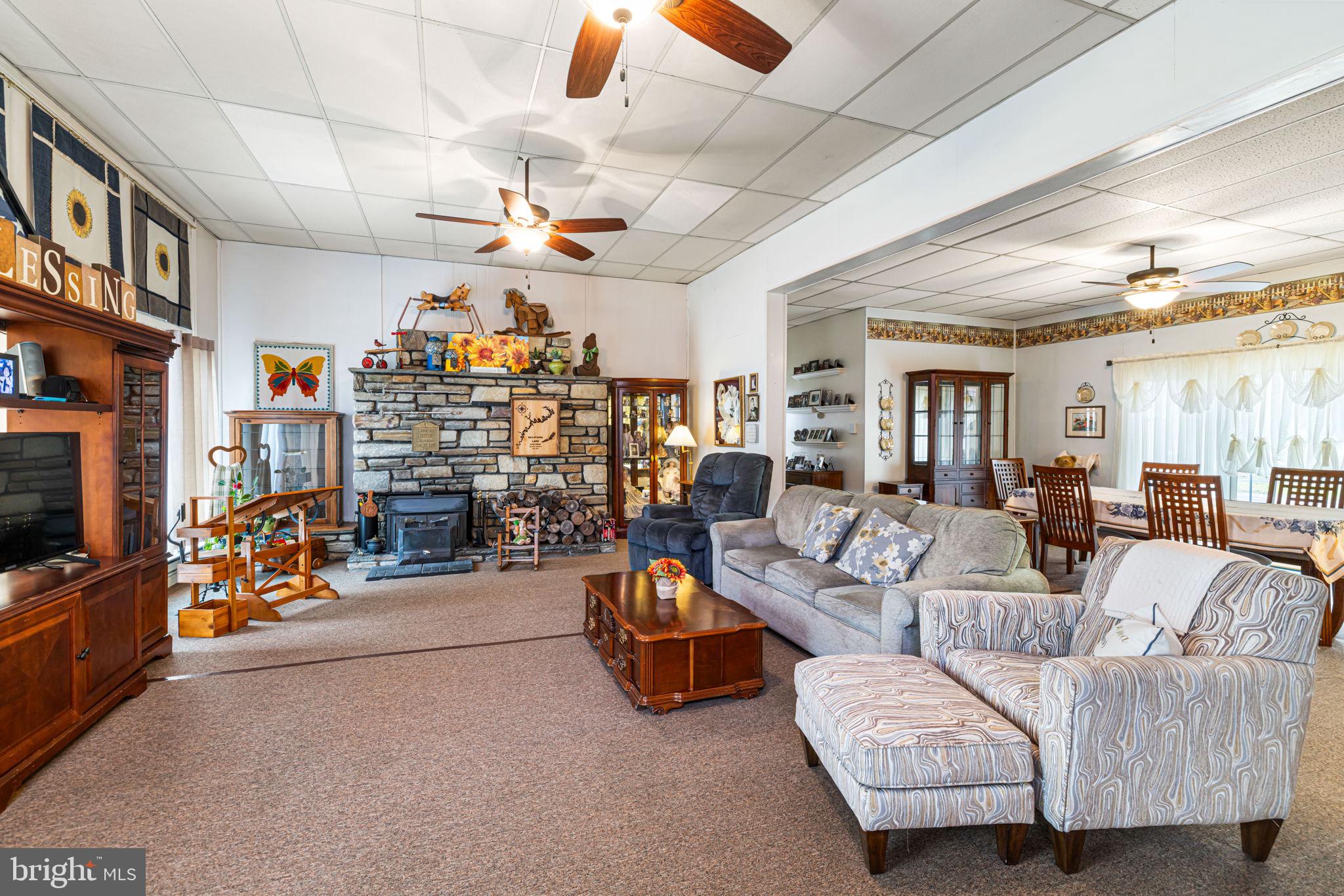 HUNTINGDON VALLEY - Residential