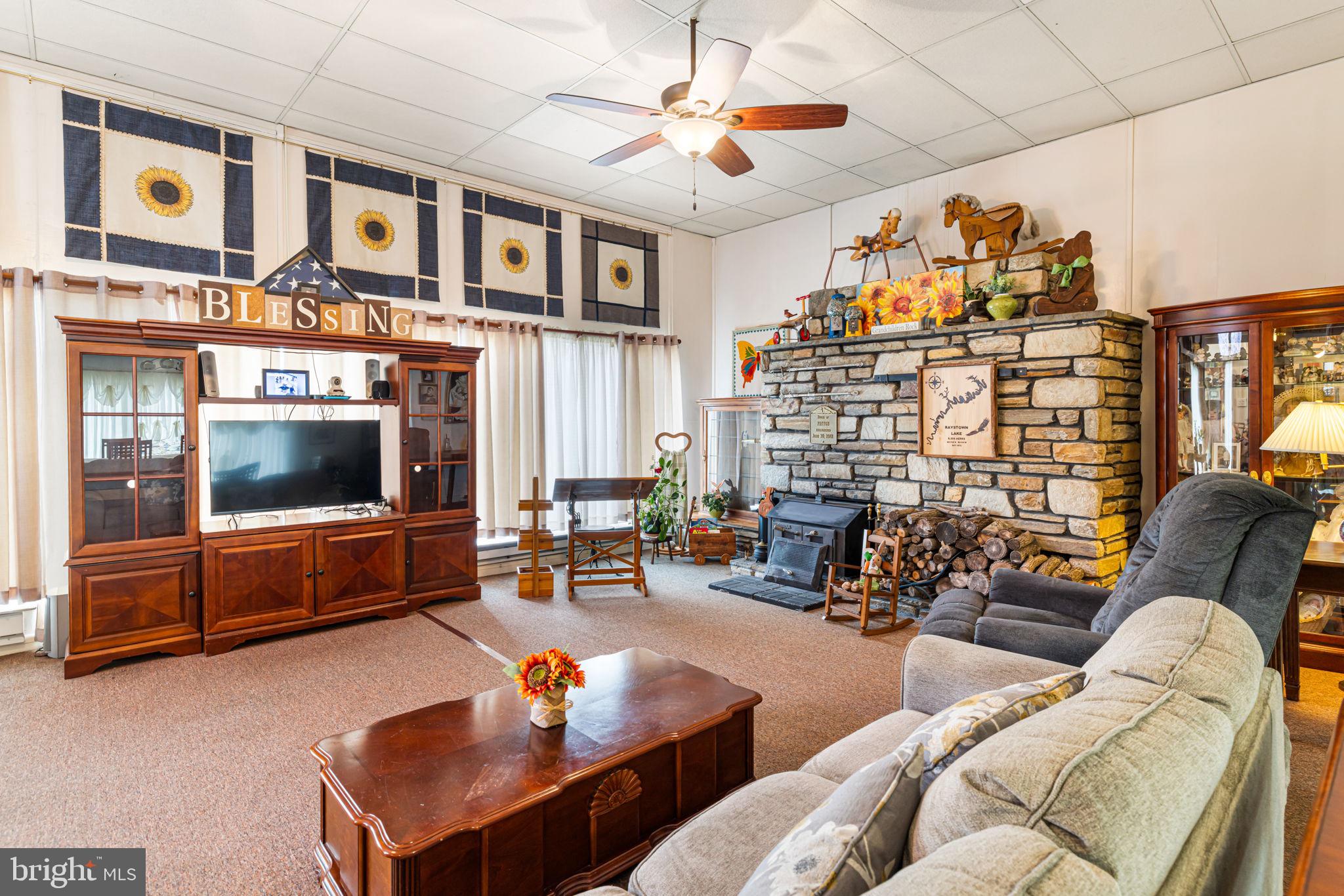 HUNTINGDON VALLEY - Residential